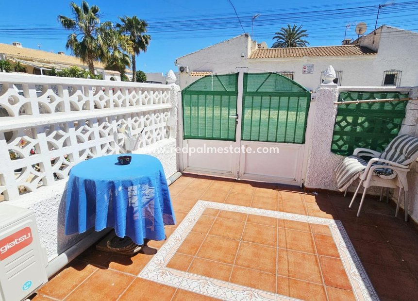 Videresalg - Bungalow -
Torrevieja - Nueva Torrevieja - Aguas Nuevas