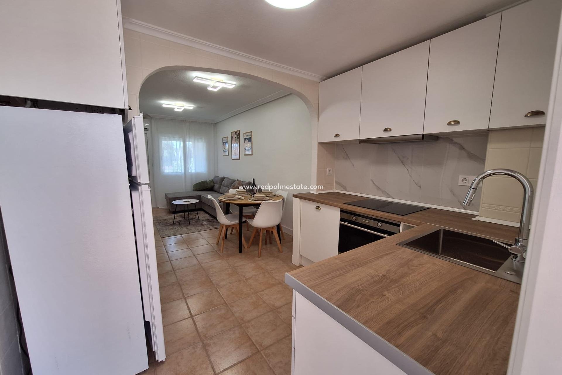 Videresalg - Bungalow -
Torrevieja - Nueva Torrevieja - Aguas Nuevas