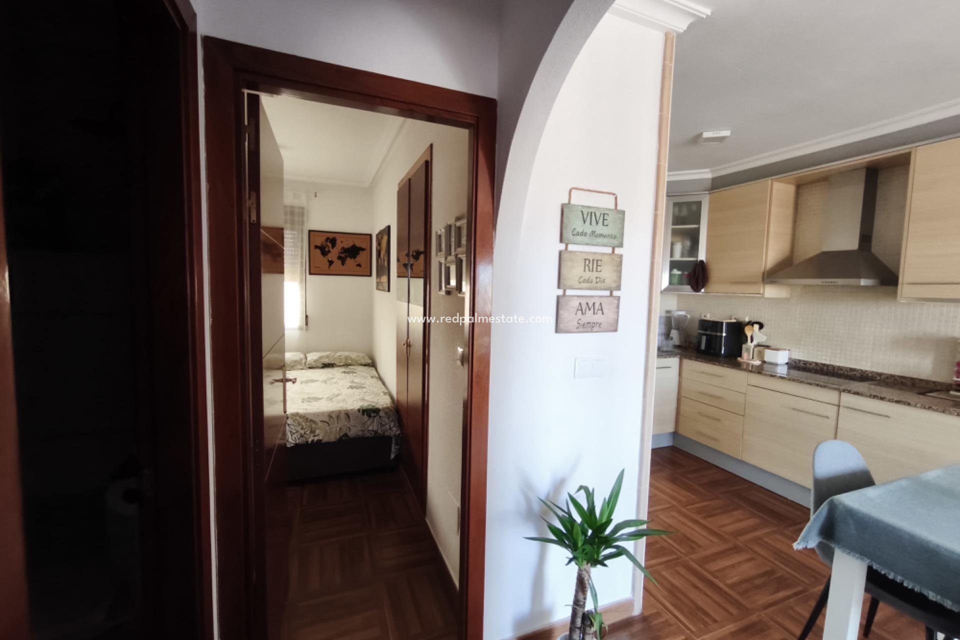 Videresalg - Bungalow -
Torrevieja - Parque Acuático - Sector 25
