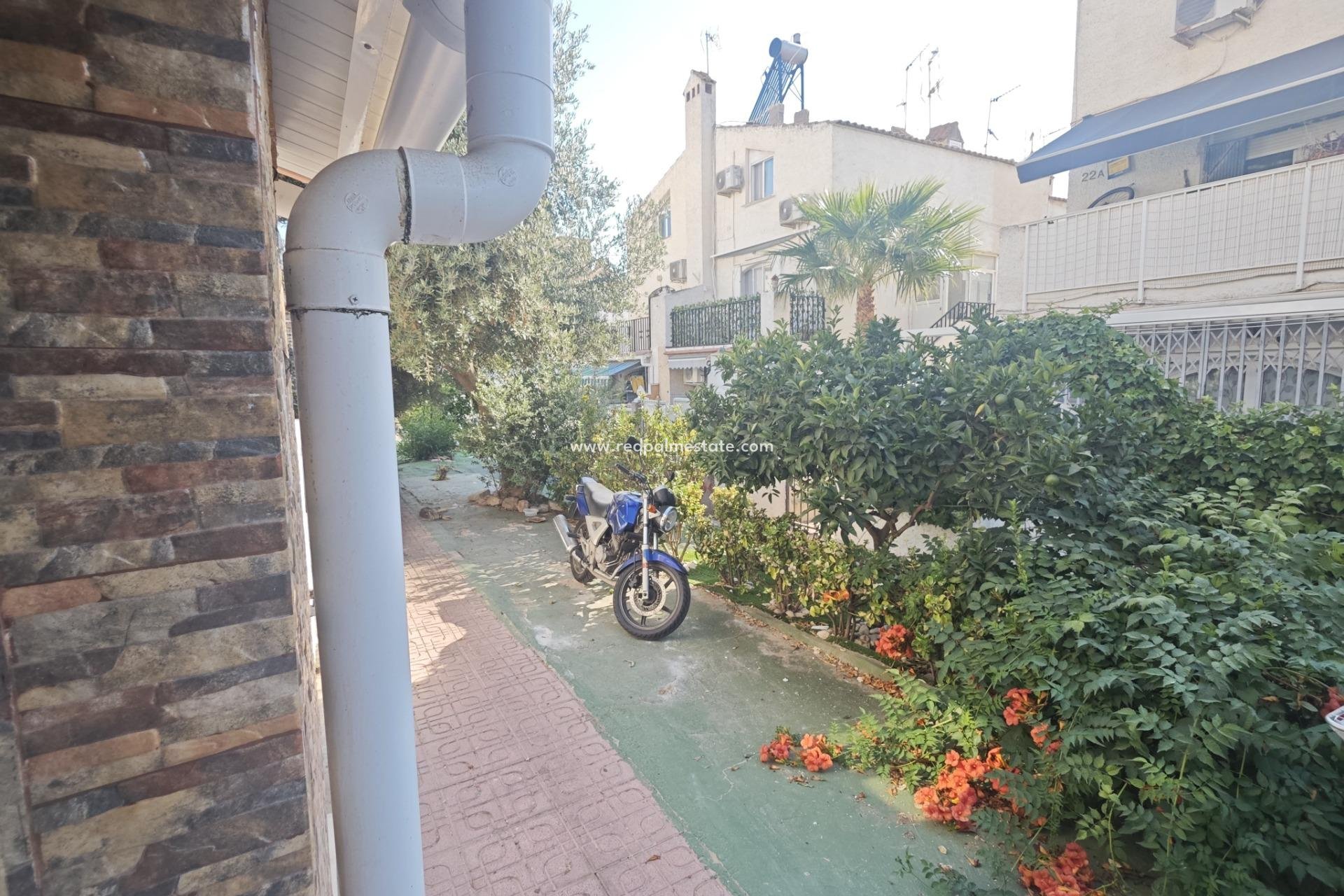 Videresalg - Bungalow -
Torrevieja - Playa del Cura