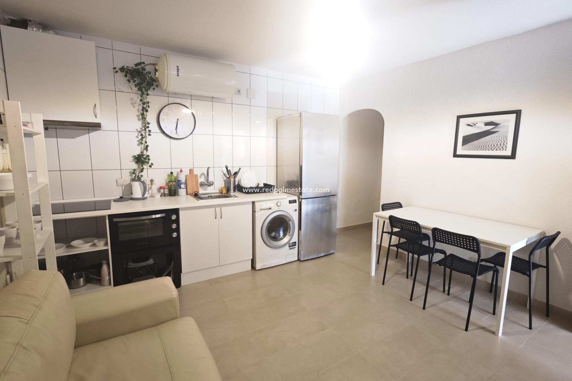 Videresalg - Bungalow -
Torrevieja - Playa del Cura