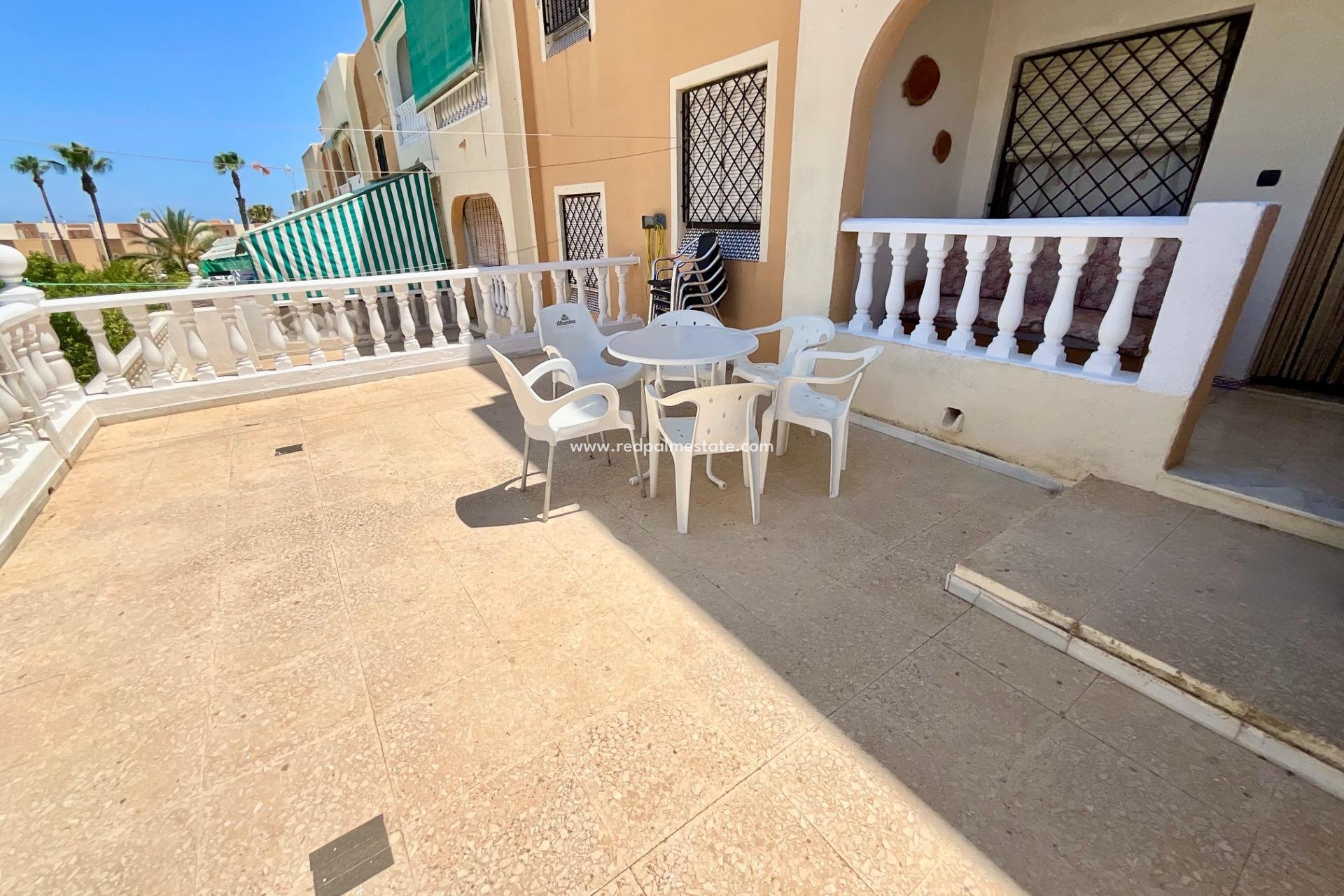 Videresalg - Bungalow -
Torrevieja - Torreblanca