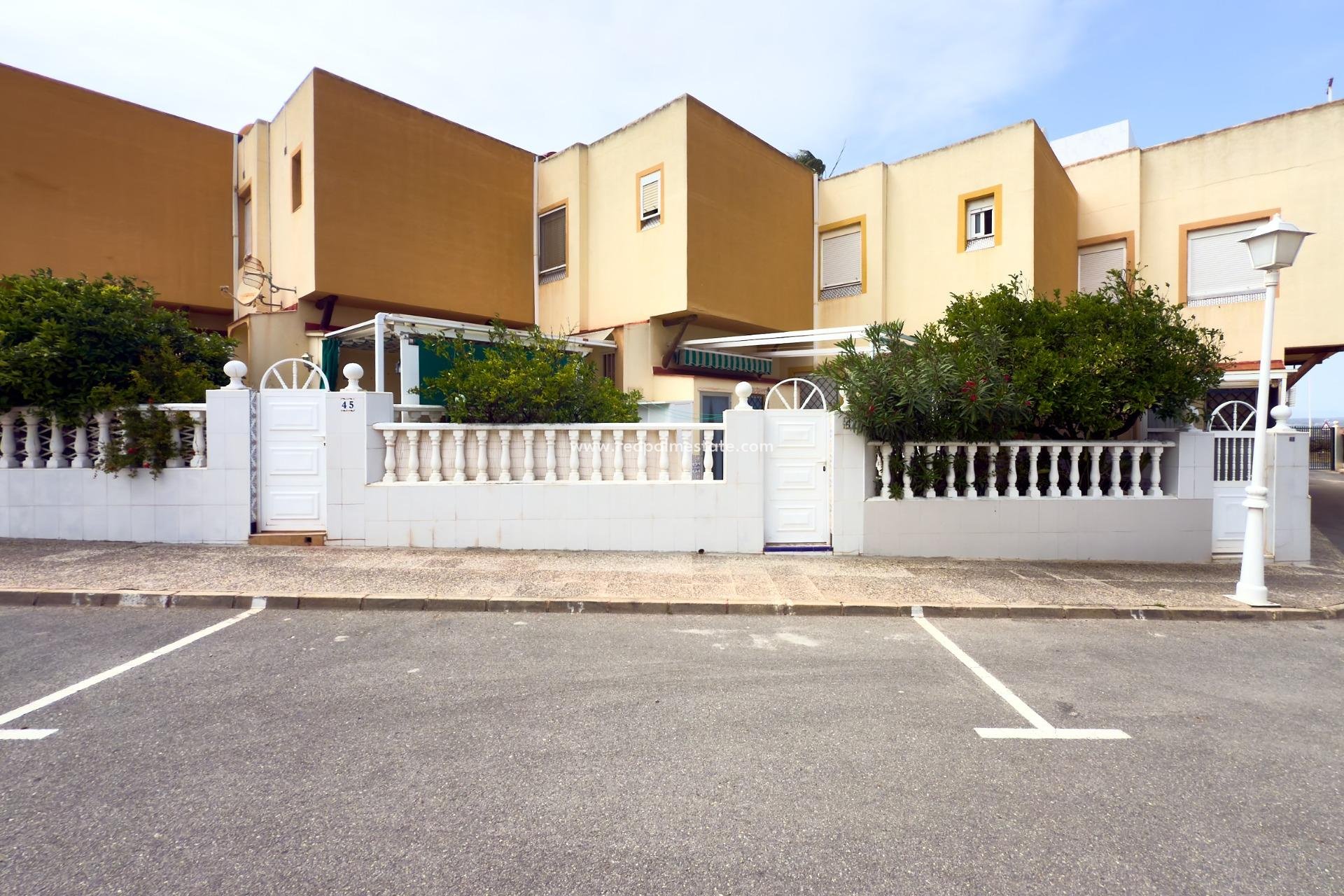 Videresalg - Bungalow -
Torrevieja - Torreblanca