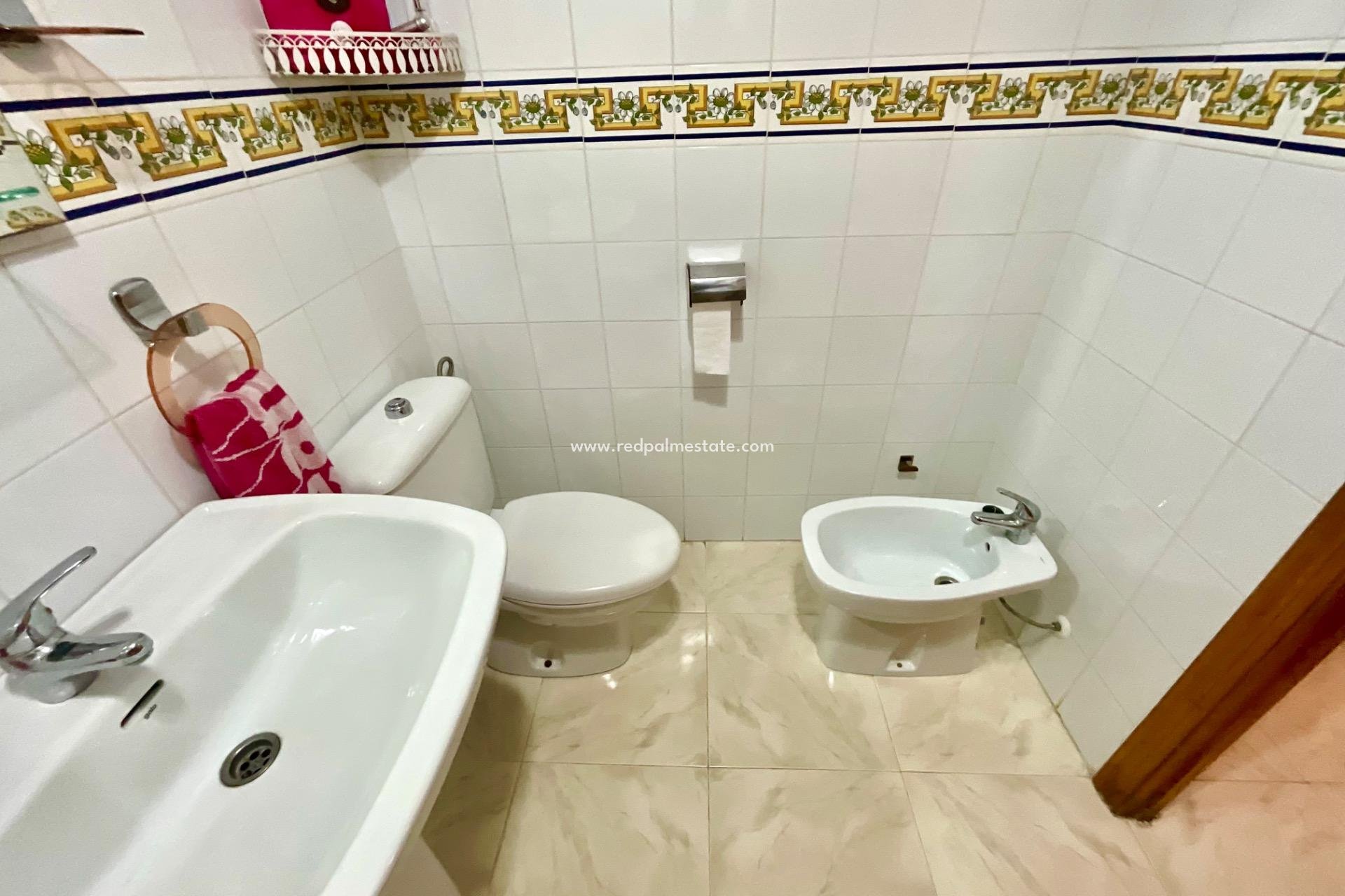 Videresalg - Bungalow -
Torrevieja - Torreblanca
