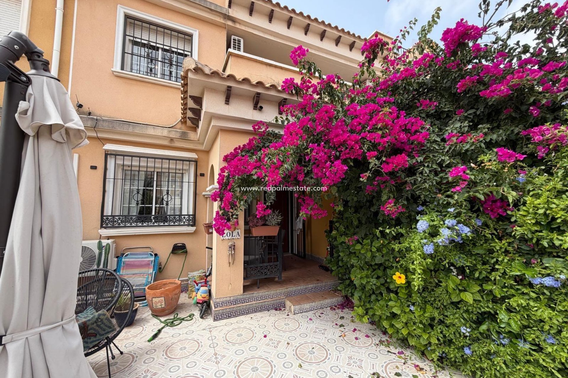 Videresalg - Bungalow -
Torrevieja - Zona Los Frutales