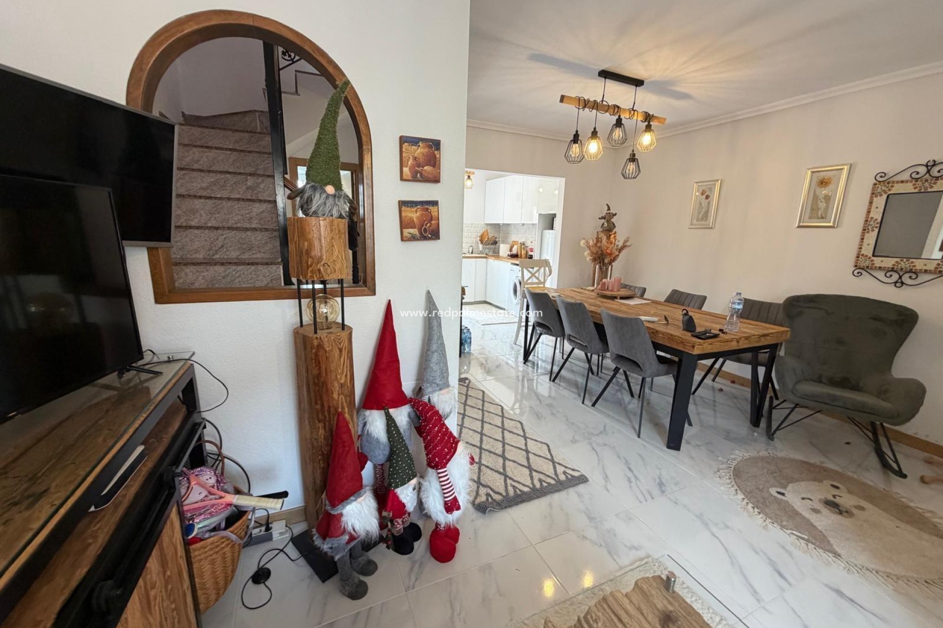 Videresalg - Bungalow -
Torrevieja - Zona Los Frutales