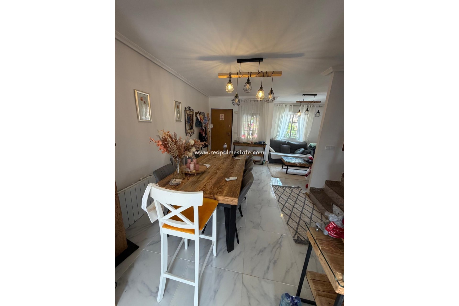 Videresalg - Bungalow -
Torrevieja - Zona Los Frutales