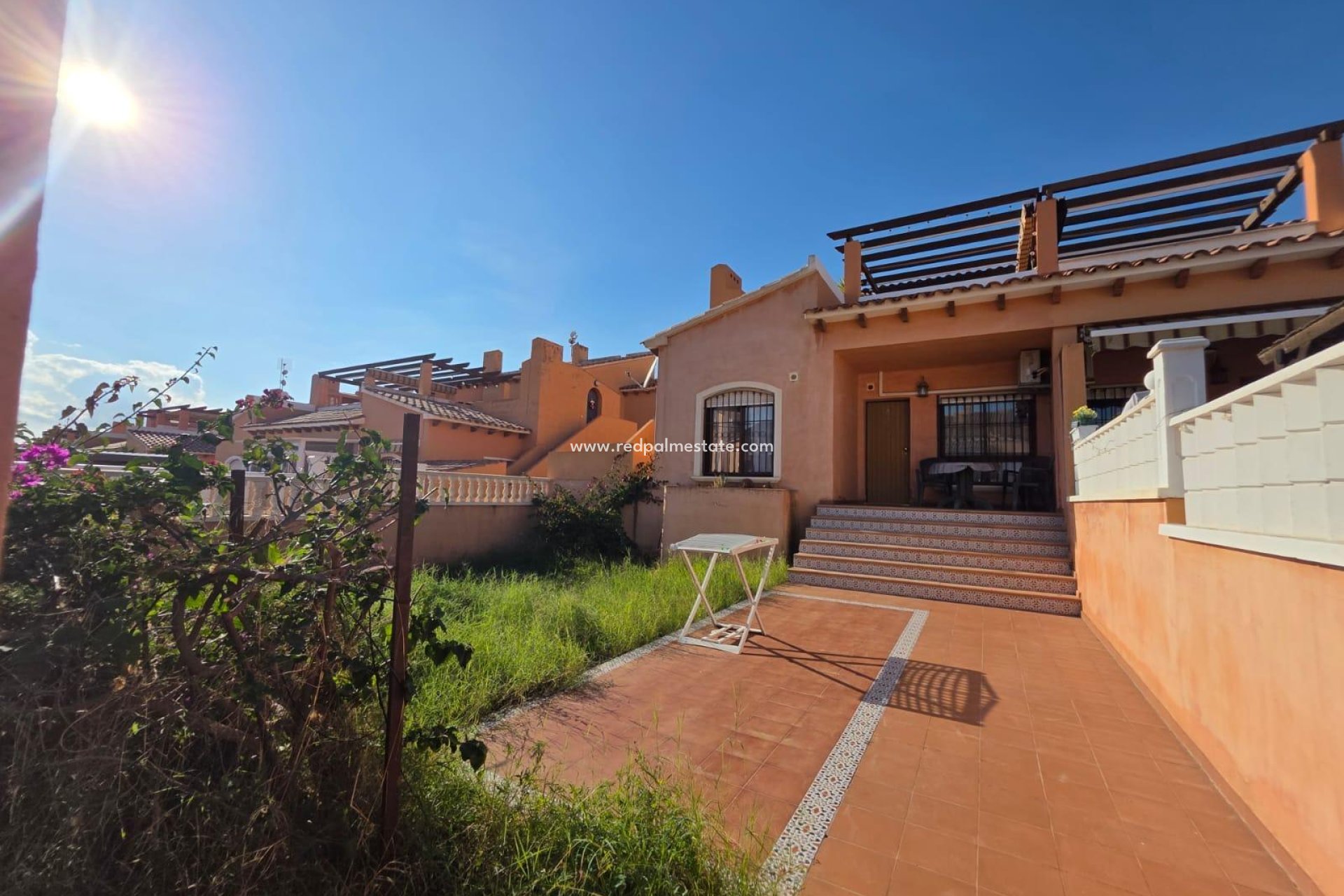 Videresalg - Bungalow -
Torrevieja - Zona Los Frutales