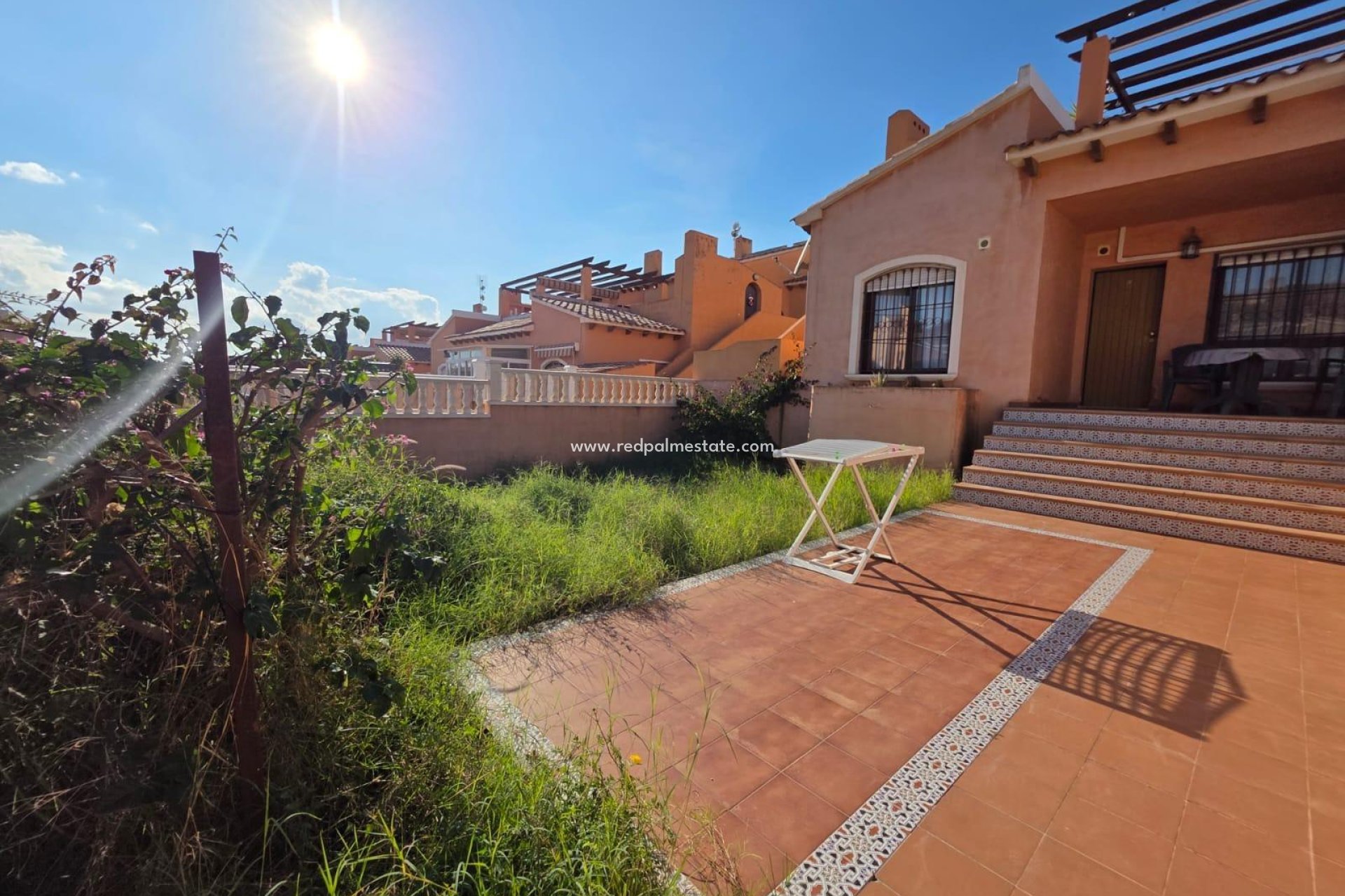 Videresalg - Bungalow -
Torrevieja - Zona Los Frutales
