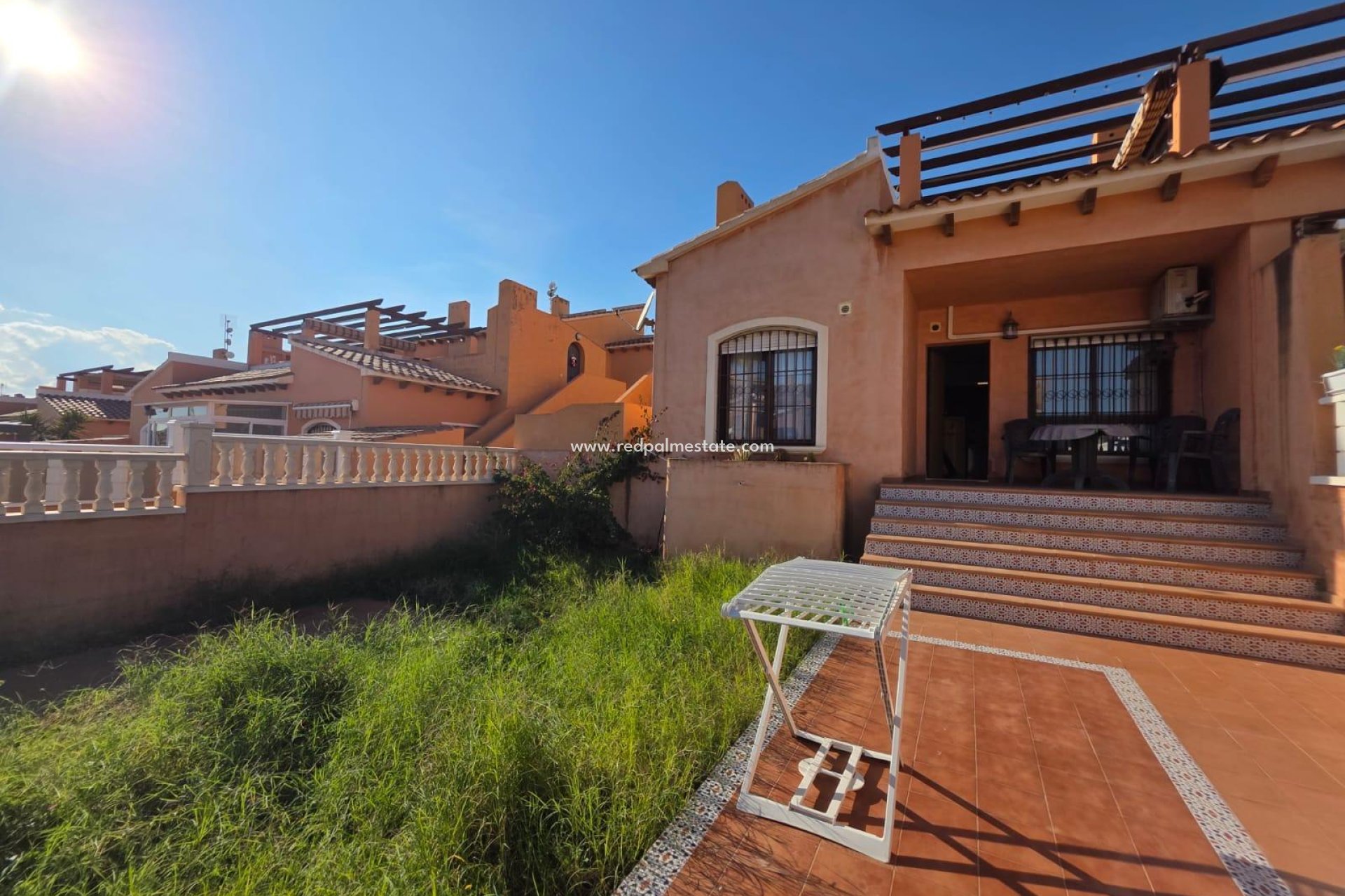 Videresalg - Bungalow -
Torrevieja - Zona Los Frutales