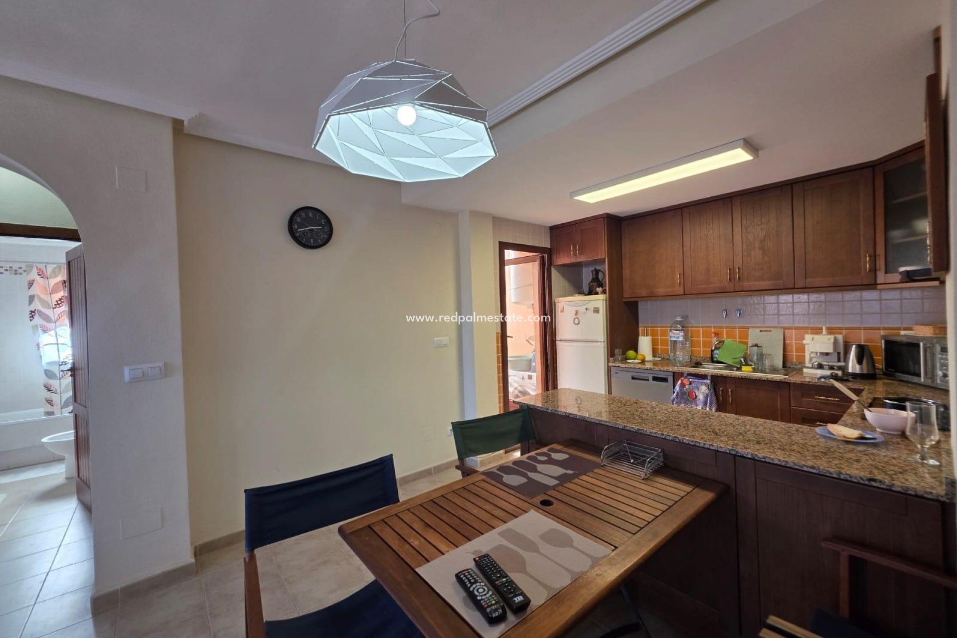 Videresalg - Bungalow -
Torrevieja - Zona Los Frutales