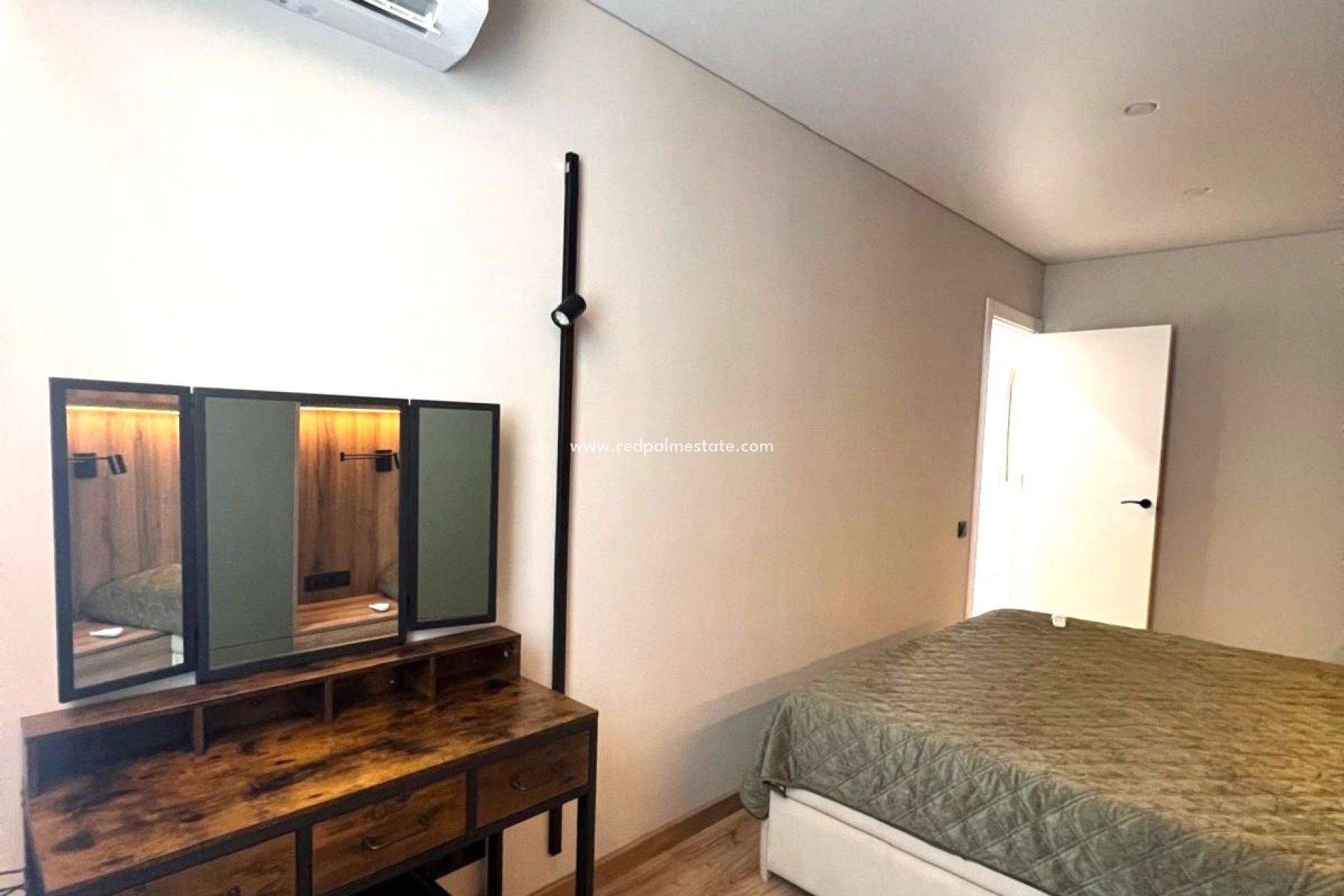 Videresalg - Bungalow -
Torrevieja