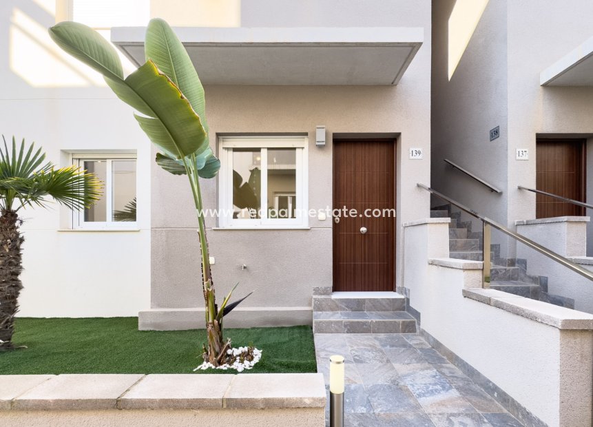 Videresalg - Bungalow -
Torrevieja