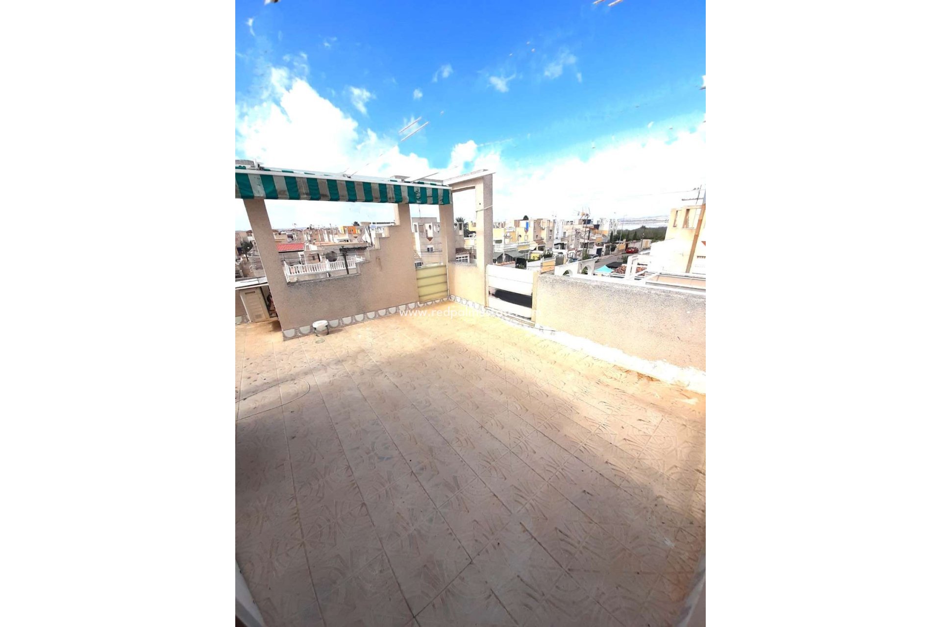 Videresalg - Bungalow -
Torrevieja