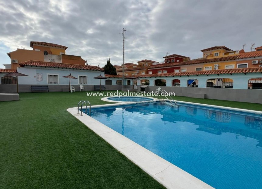 Videresalg - Bungalow -
Torrevieja