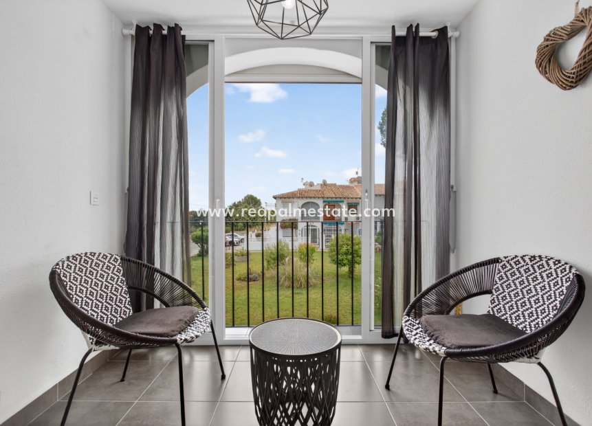 Videresalg - Bungalow -
Torrevieja
