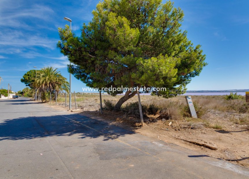 Videresalg - Byhus -
Torrevieja - La Siesta - El Salado -  Torreta