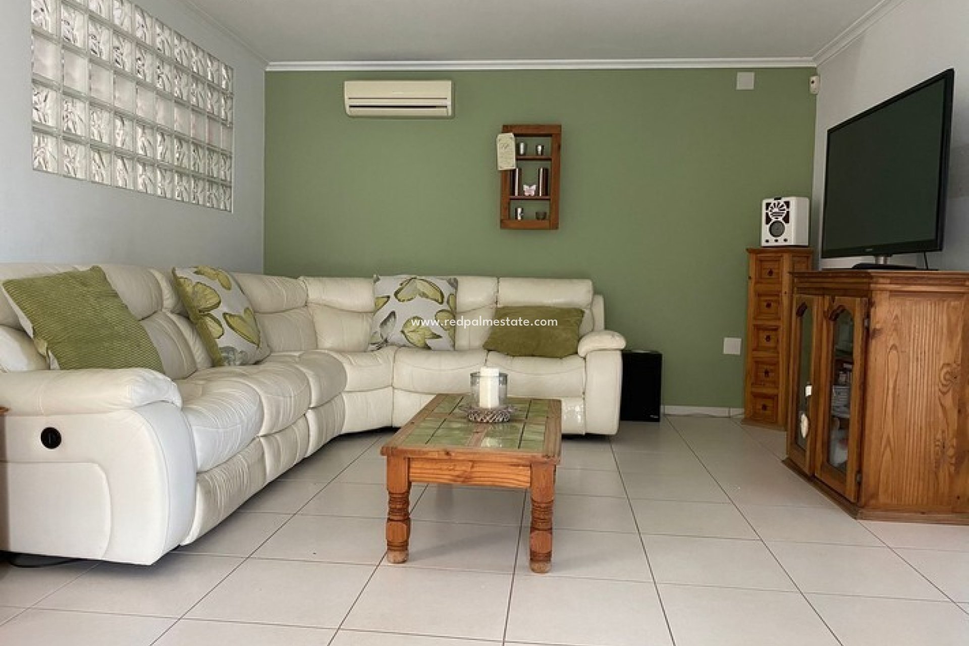 Videresalg - Finca / Landeiendom -
Albatera - Inland