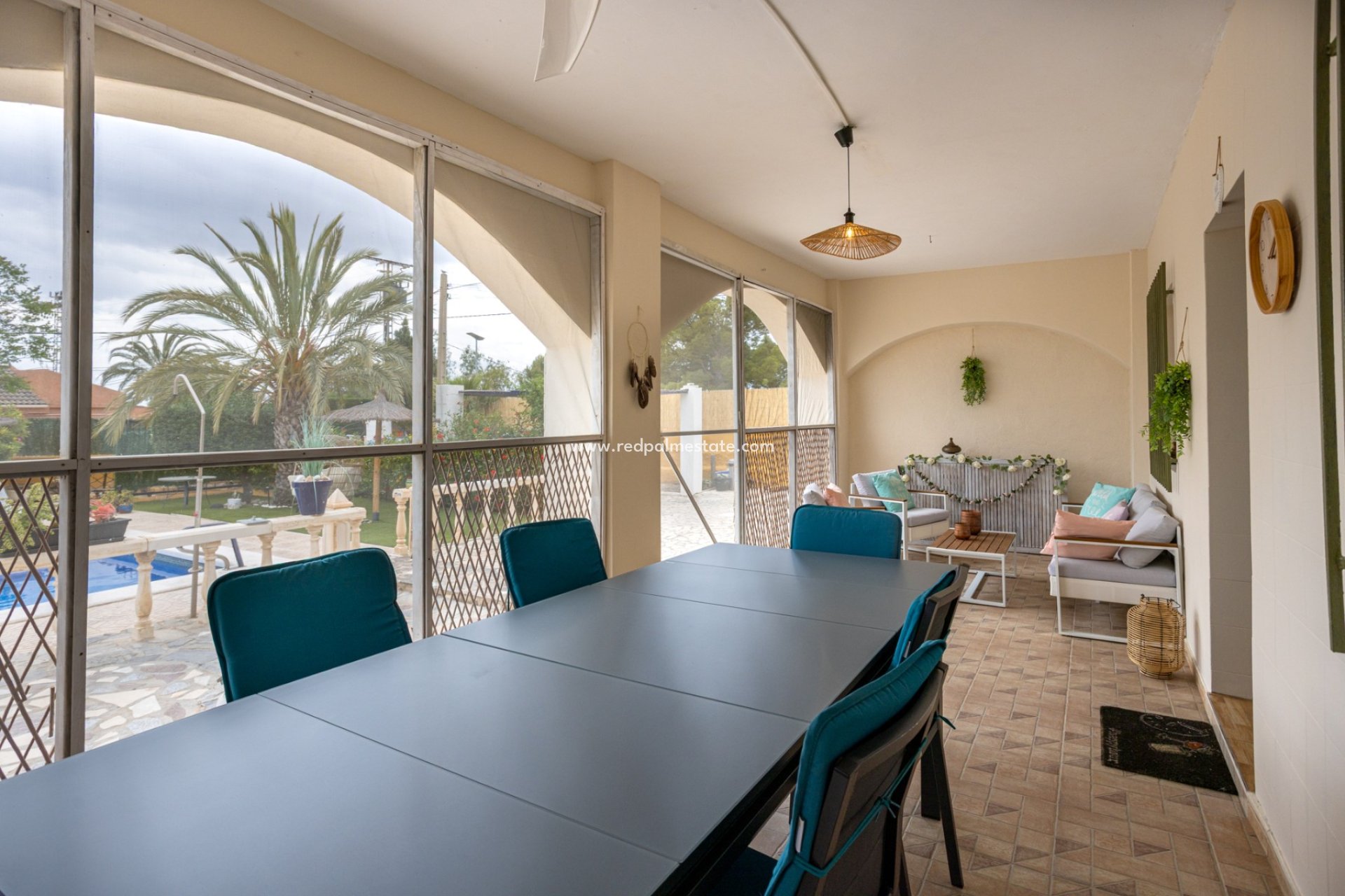 Videresalg - Finca / Landeiendom -
Albatera - Inland