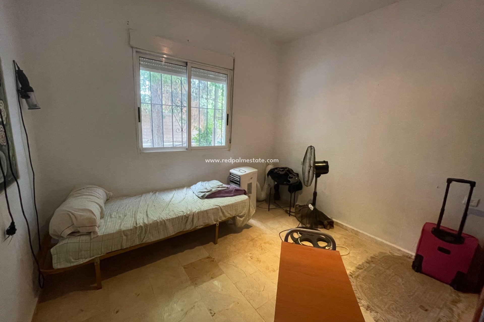 Videresalg - Finca / Landeiendom -
Albatera - Inland