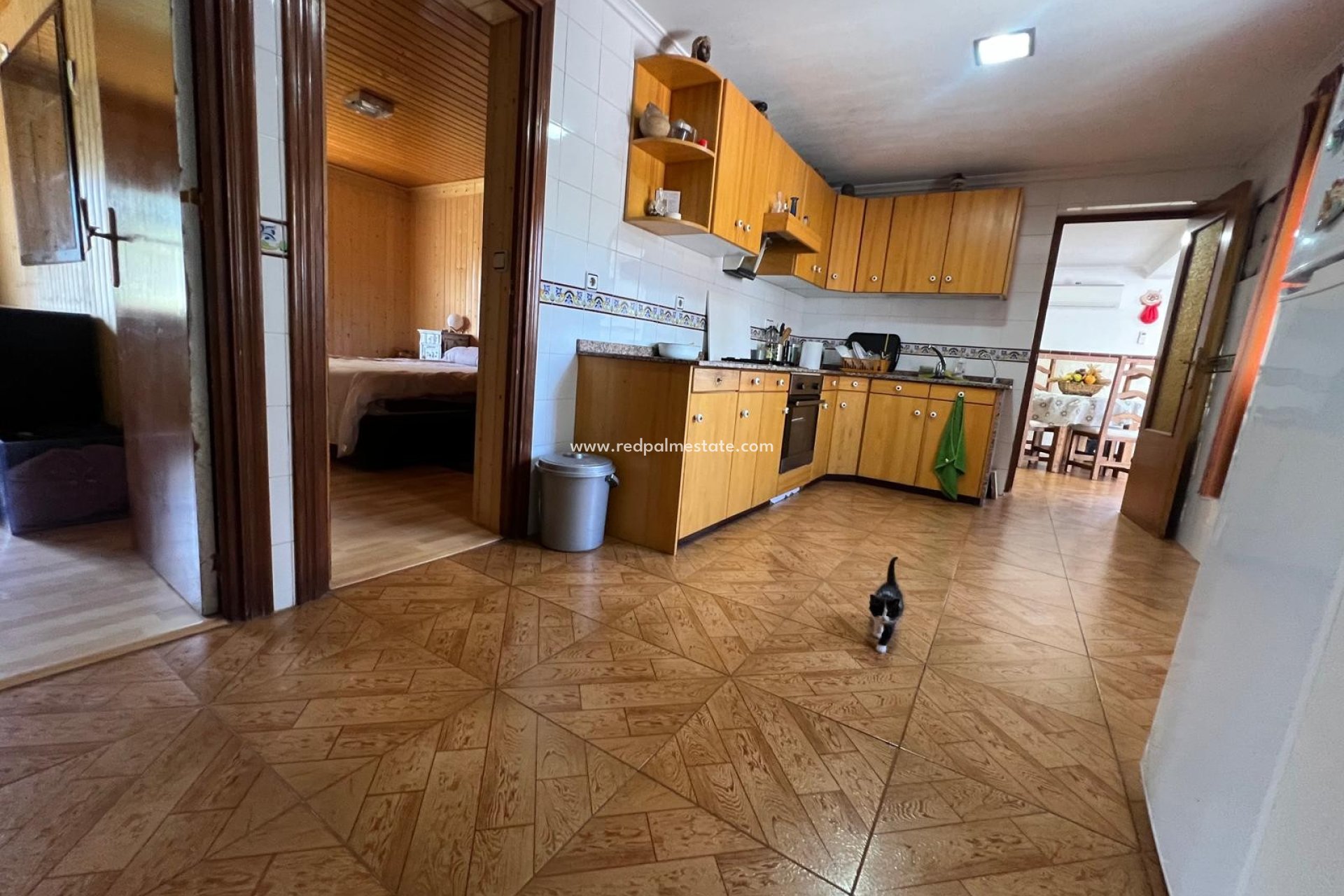 Videresalg - Finca / Landeiendom -
Algueña - Inland