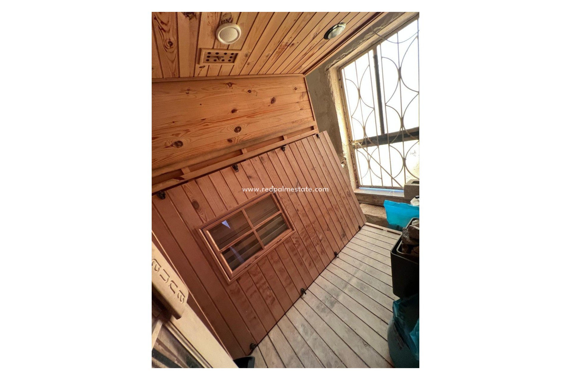 Videresalg - Finca / Landeiendom -
Algueña - Inland