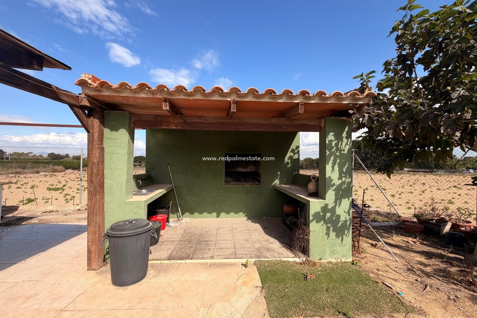 Videresalg - Finca / Landeiendom -
Almoradí - Partido De Las Bovedas