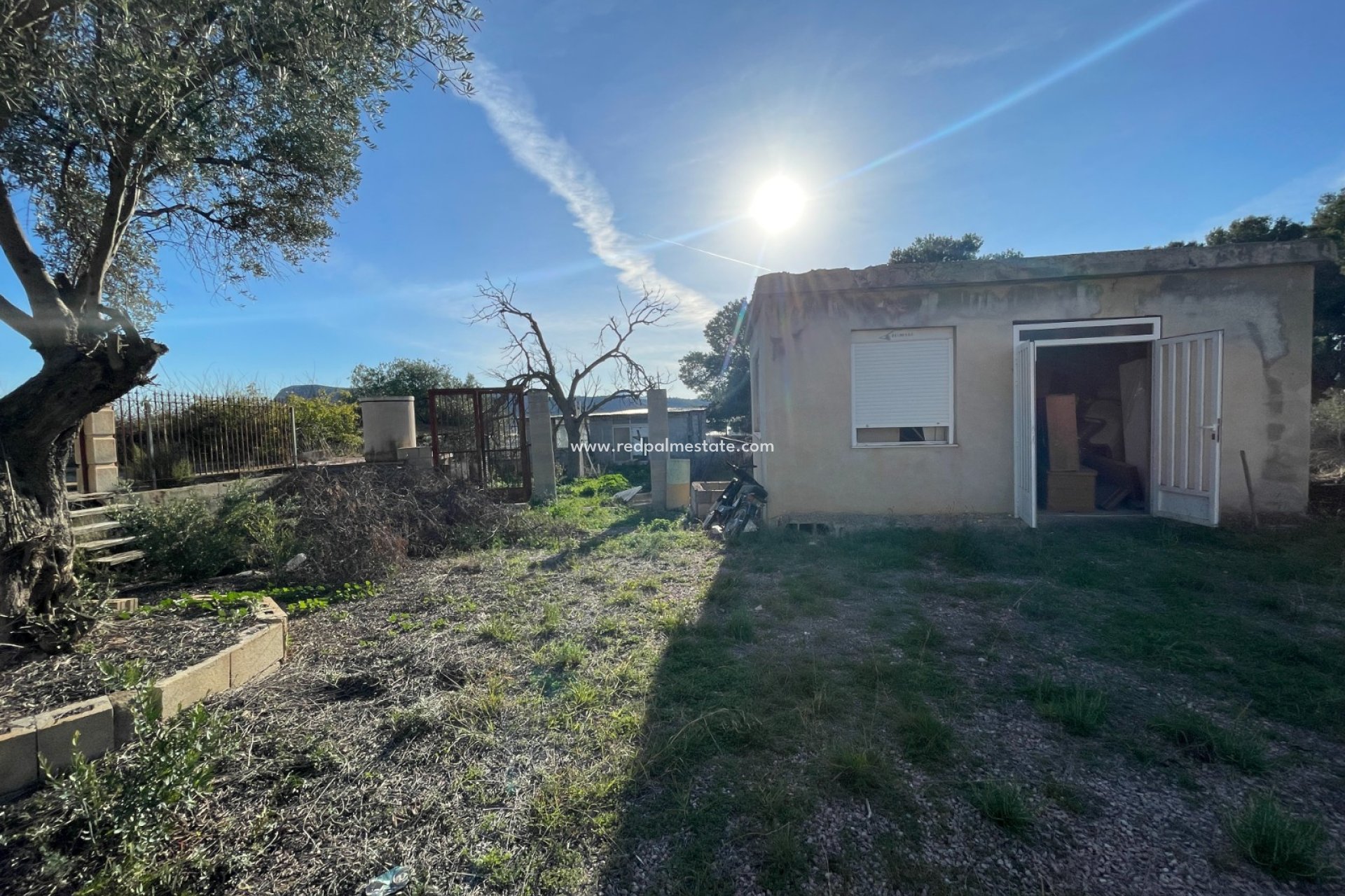 Videresalg - Finca / Landeiendom -
Aspe - Inland