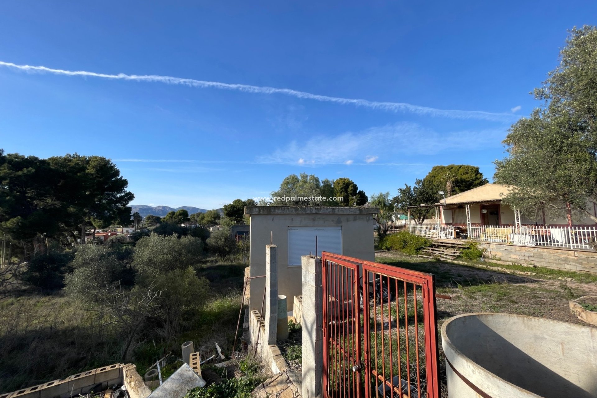 Videresalg - Finca / Landeiendom -
Aspe - Inland