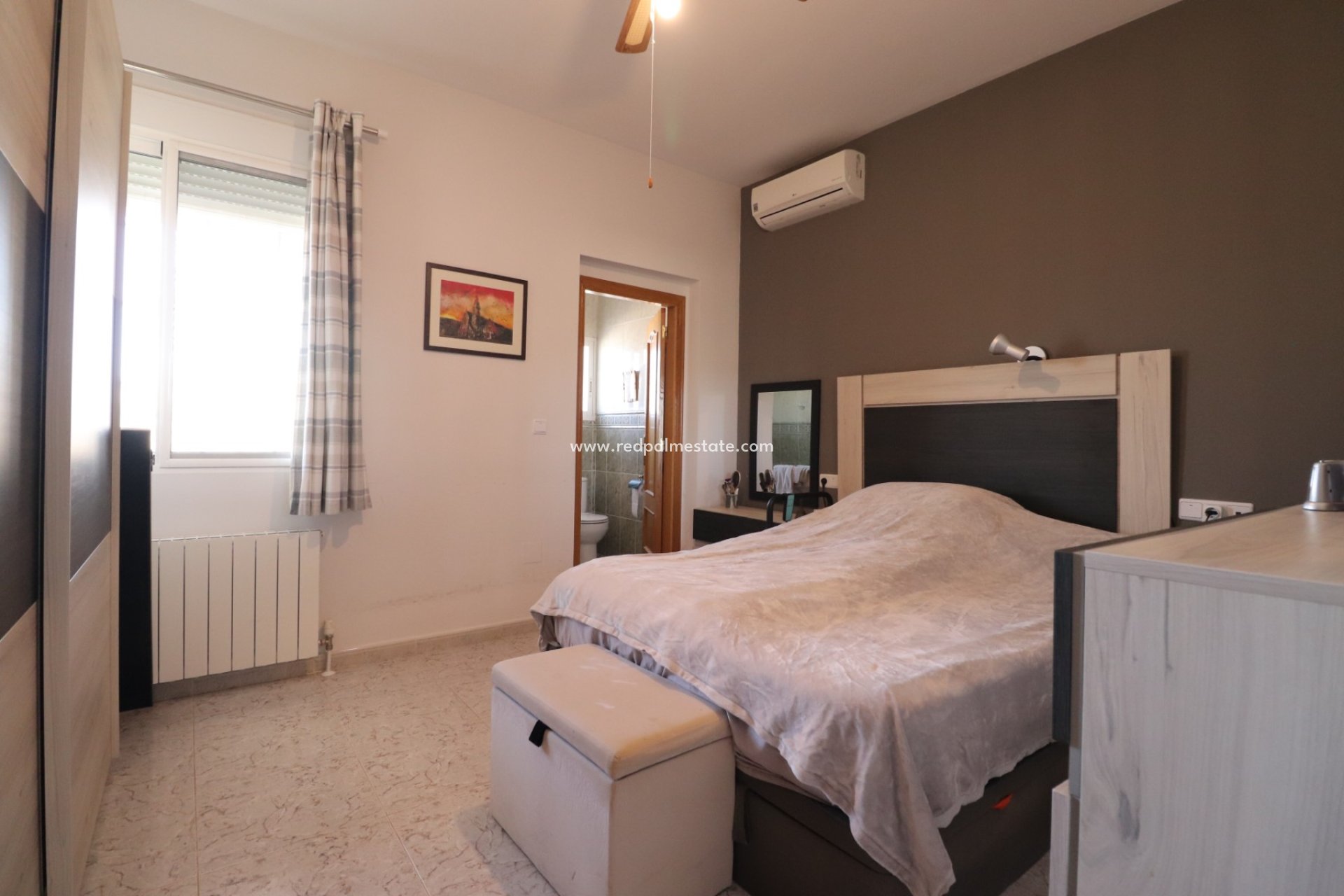 Videresalg - Finca / Landeiendom -
Cox - Callosa de Segura