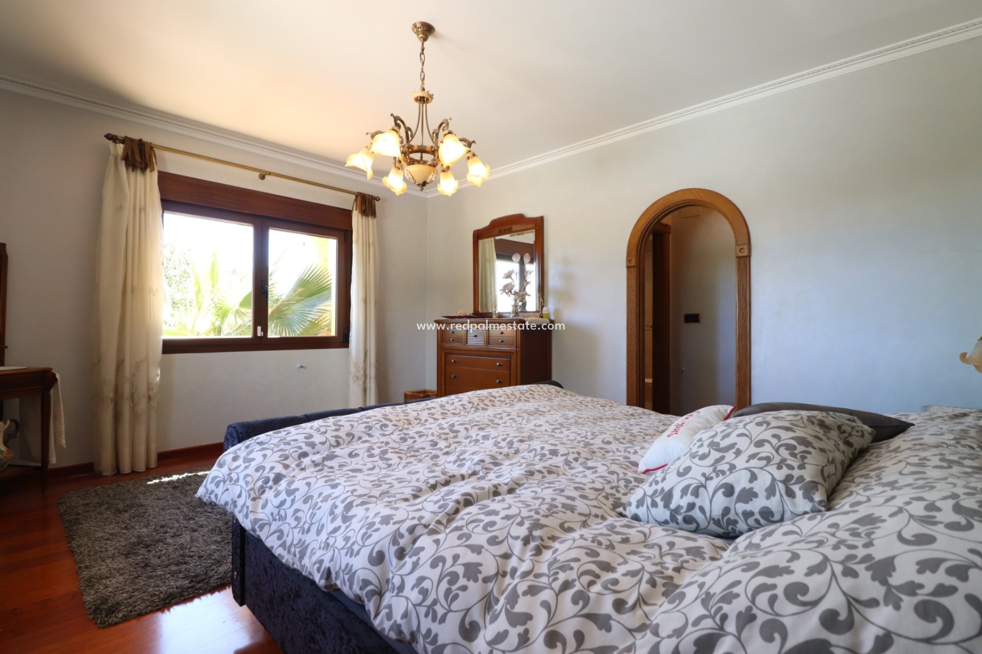 Videresalg - Finca / Landeiendom -
Cox - Callosa de Segura