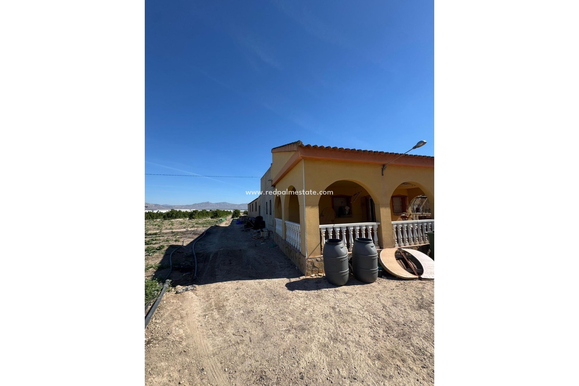 Videresalg - Finca / Landeiendom -
Cox - Granja de Rocamora