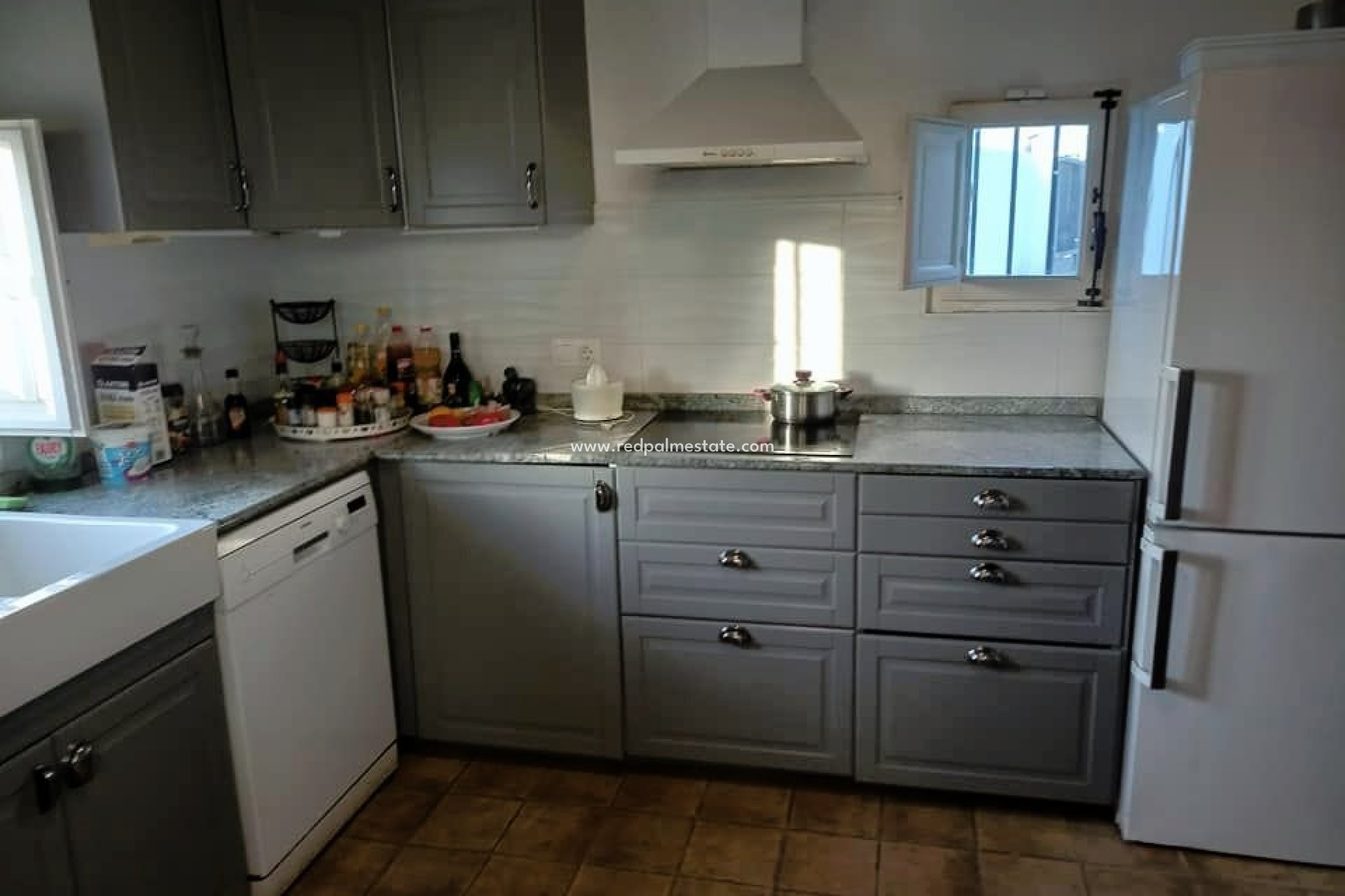 Videresalg - Finca / Landeiendom -
Dolores