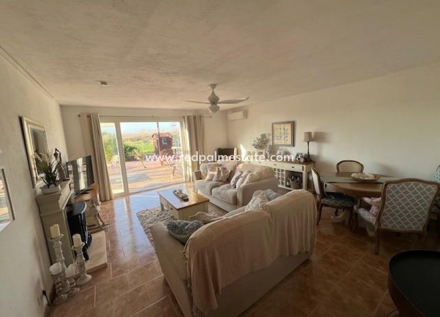 Videresalg - Finca / Landeiendom -
Dolores