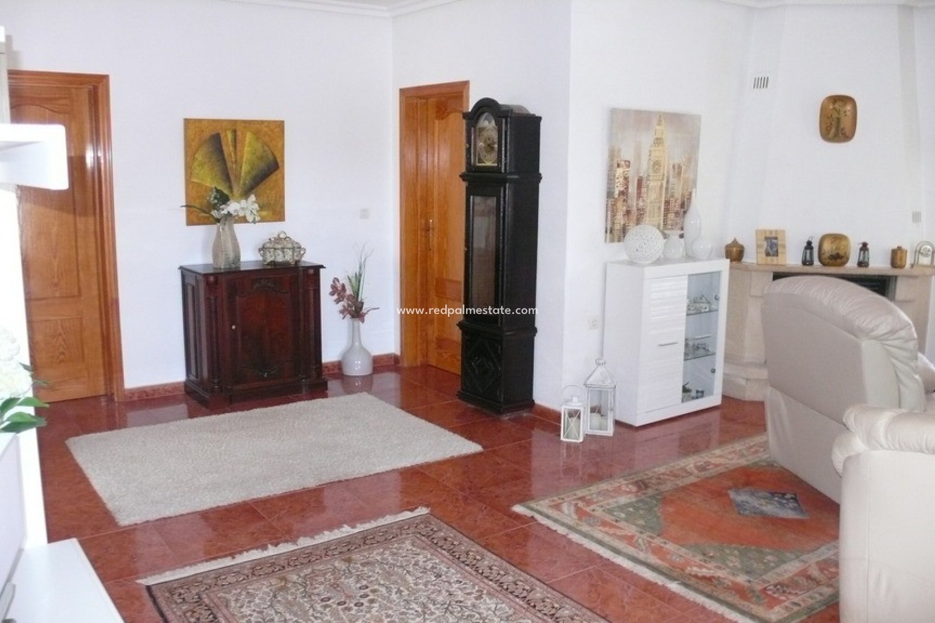 Videresalg - Finca / Landeiendom -
Dolores