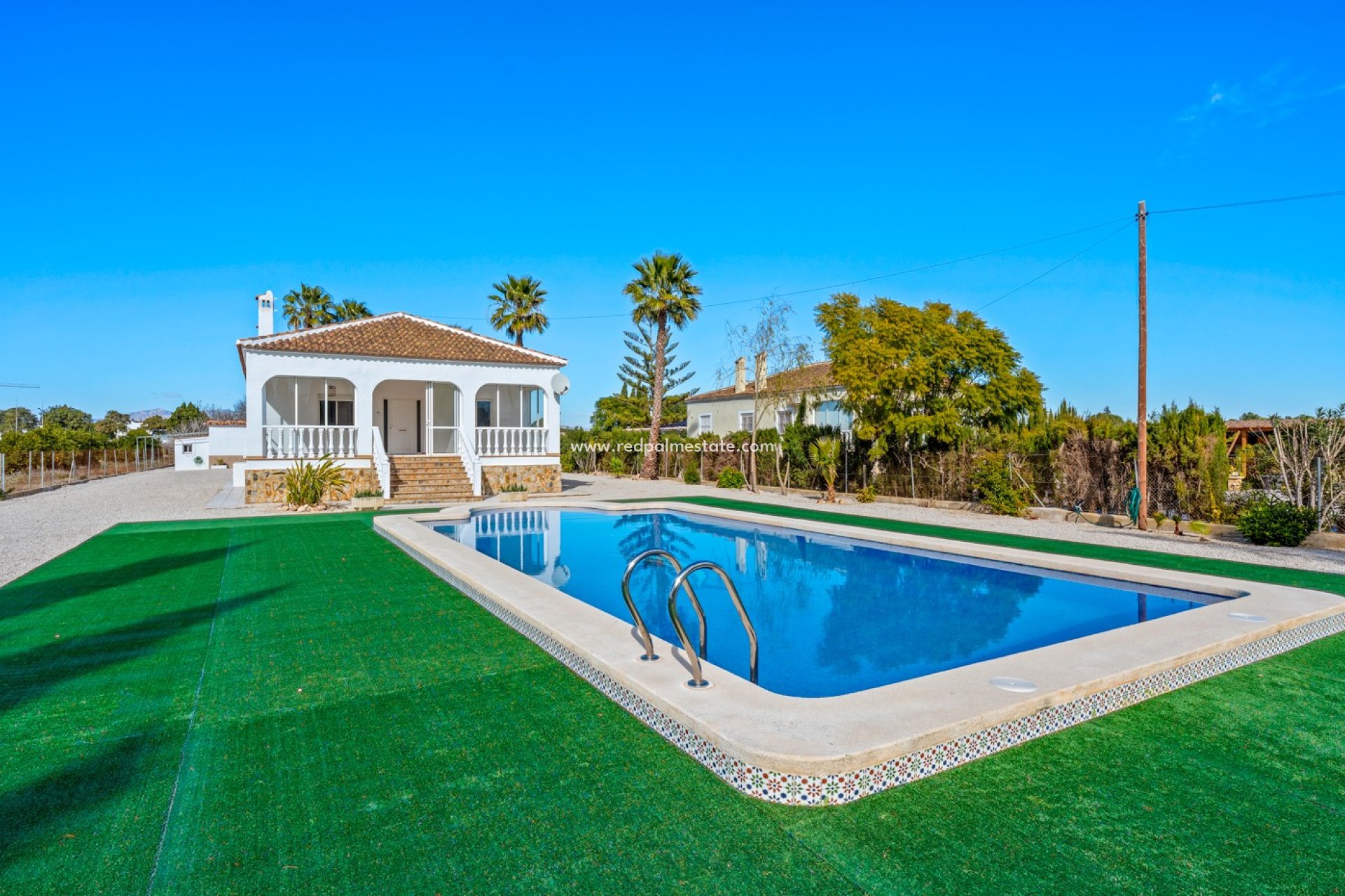 Videresalg - Finca / Landeiendom -
Dolores