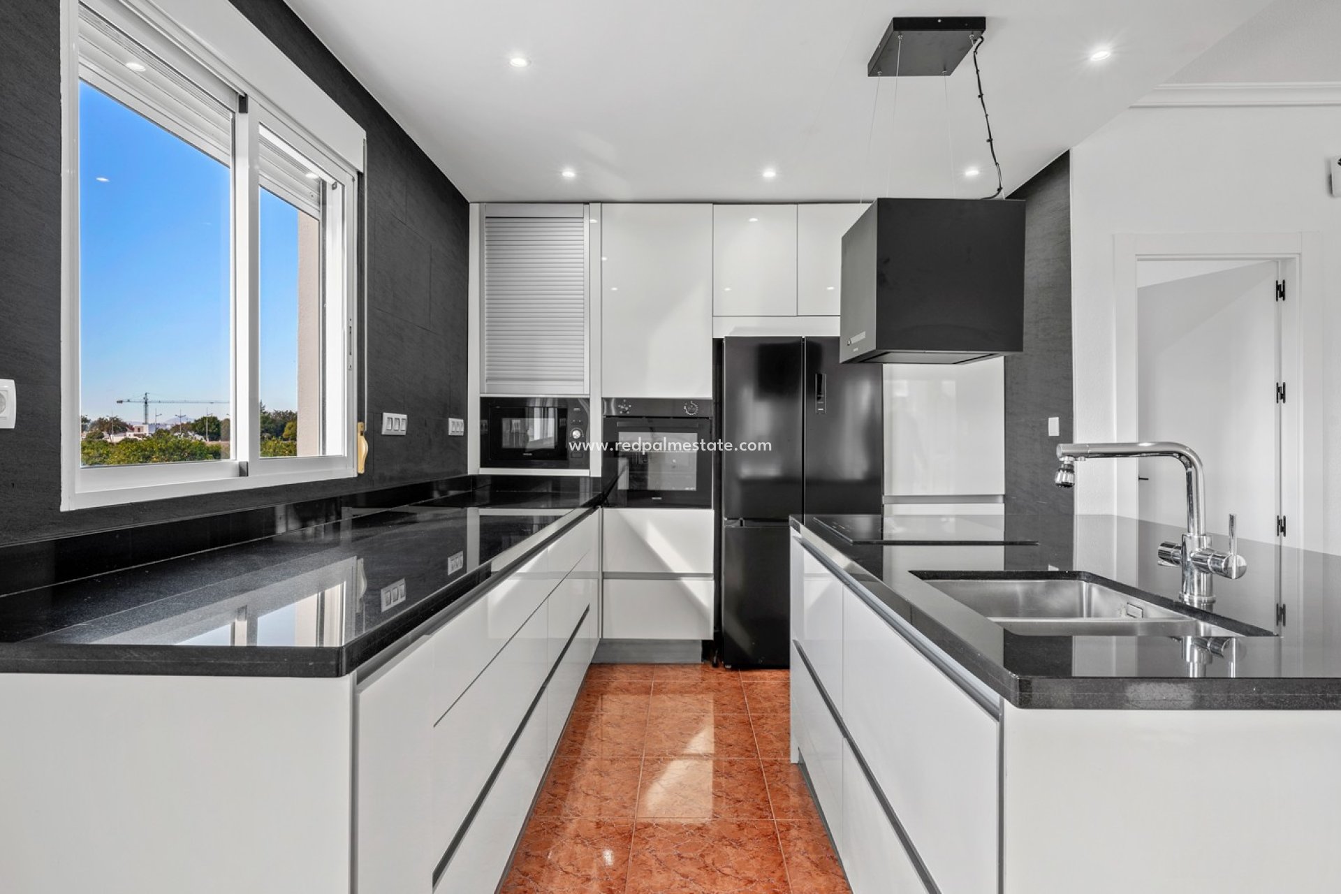 Videresalg - Finca / Landeiendom -
Dolores