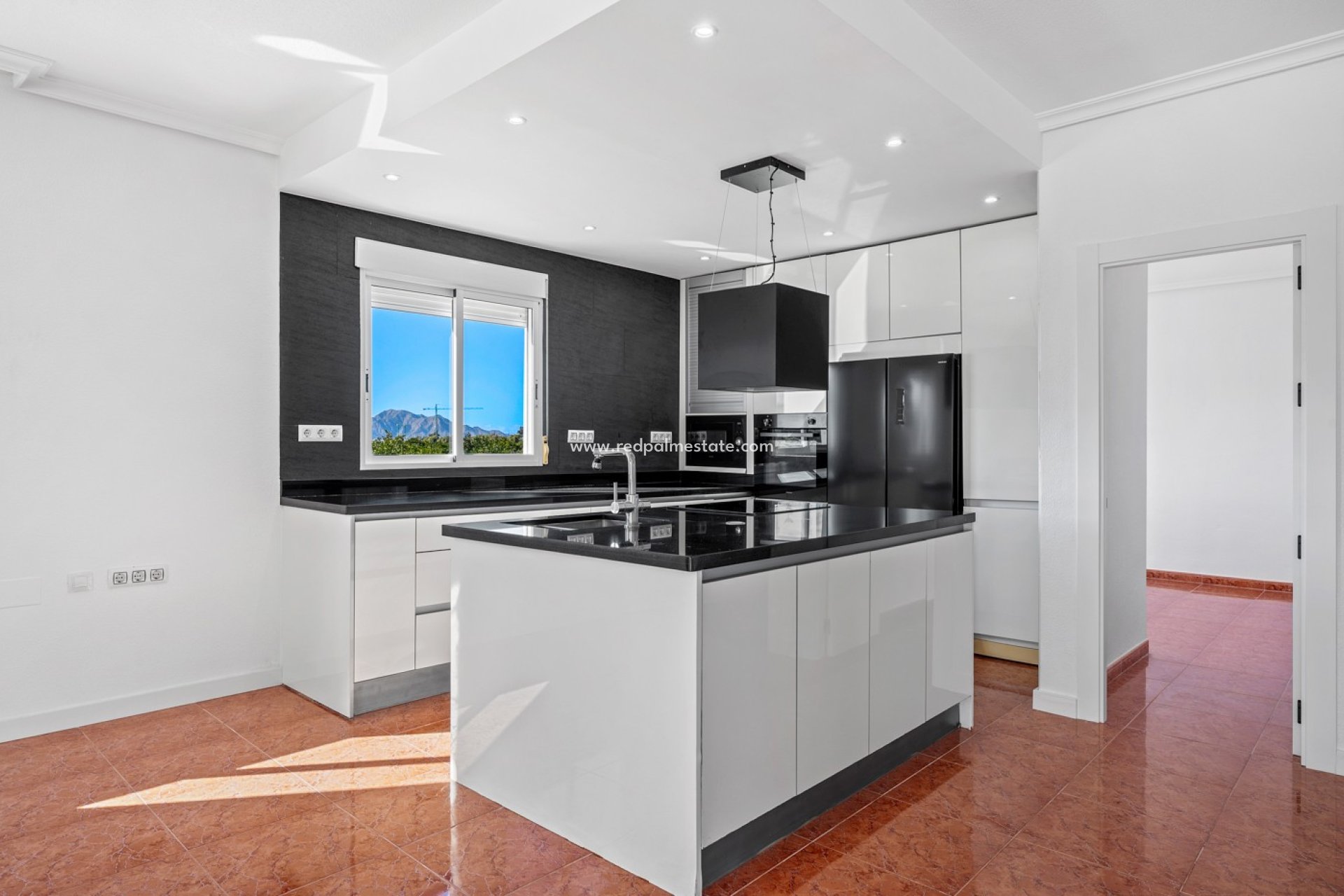 Videresalg - Finca / Landeiendom -
Dolores