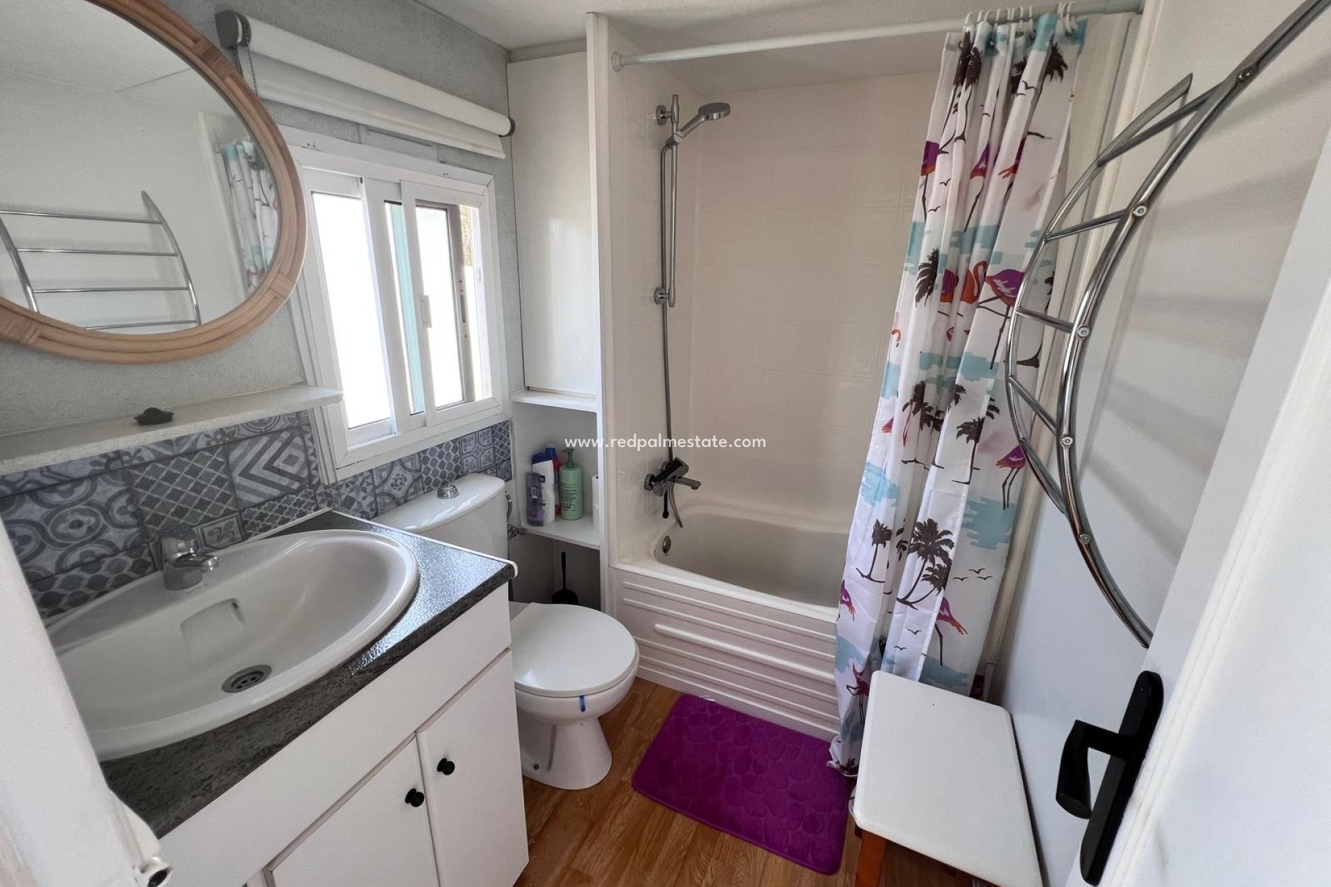 Videresalg - Finca / Landeiendom -
Elche - La Marina