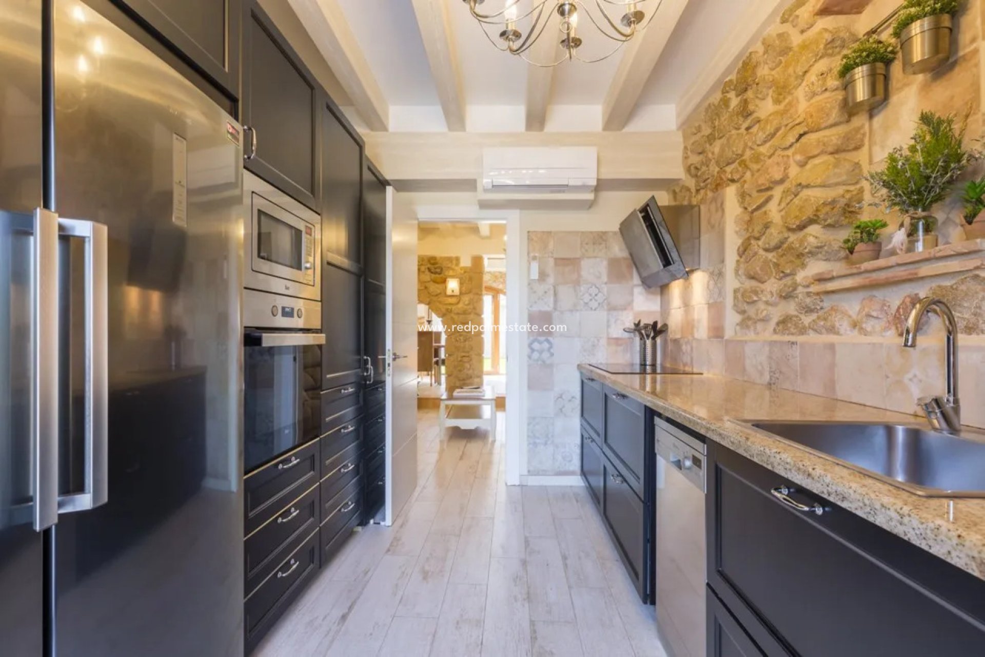 Videresalg - Finca / Landeiendom -
Jalón - Inland