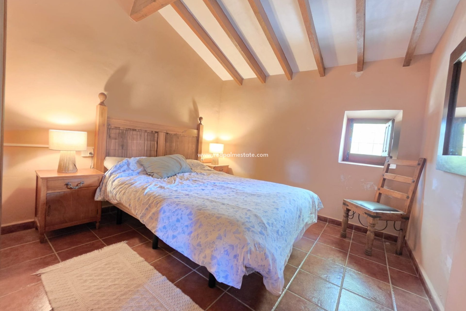 Videresalg - Finca / Landeiendom -
Monóvar/Monóver - Inland