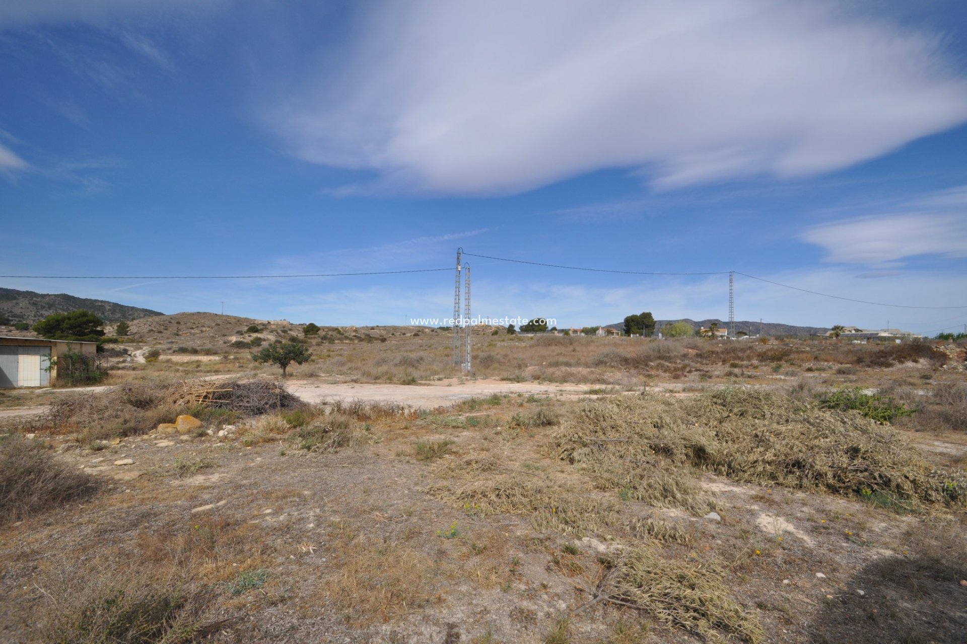 Videresalg - Finca / Landeiendom -
Monóvar/Monóver - Inland