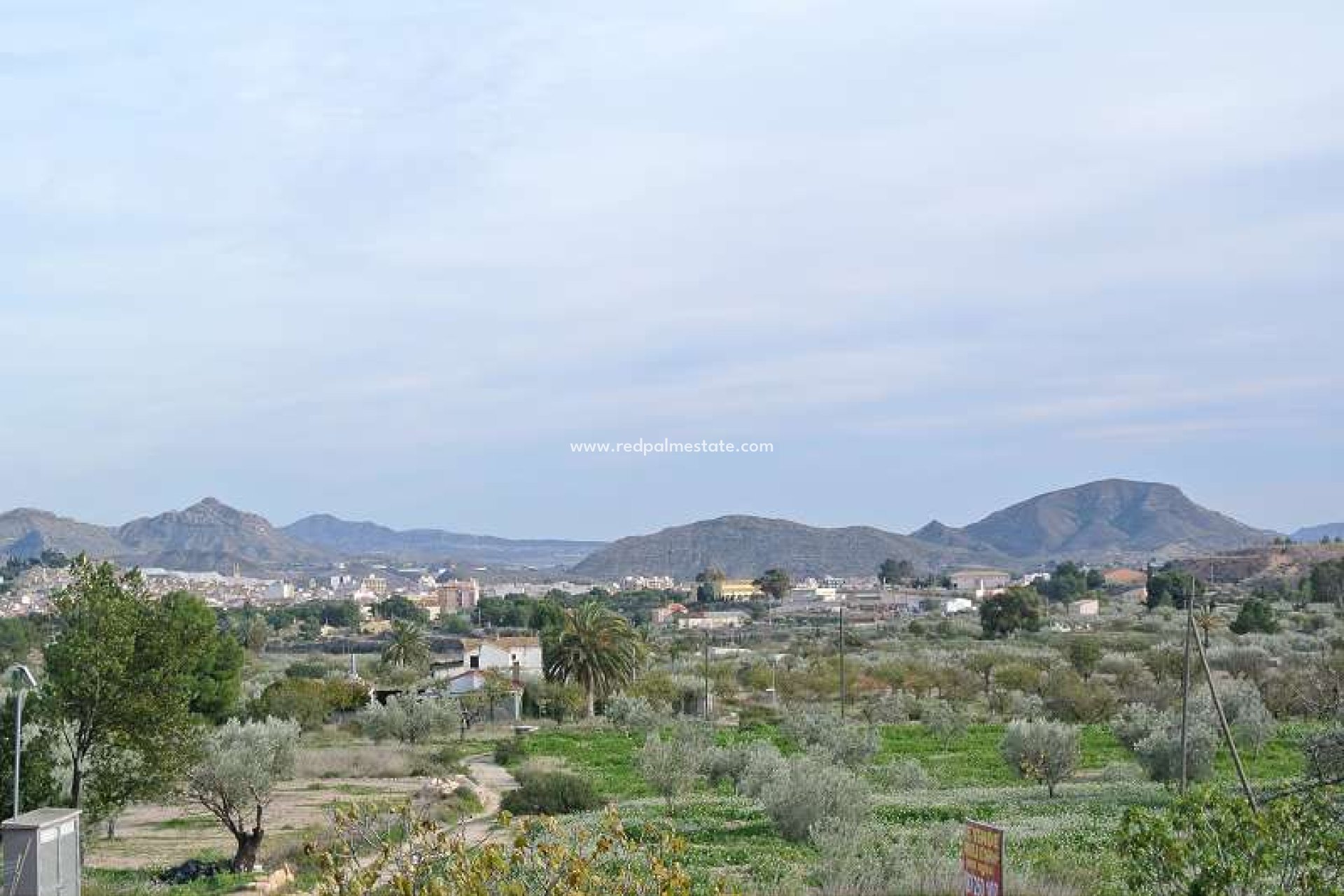 Videresalg - Finca / Landeiendom -
Monóvar/Monóver - Inland