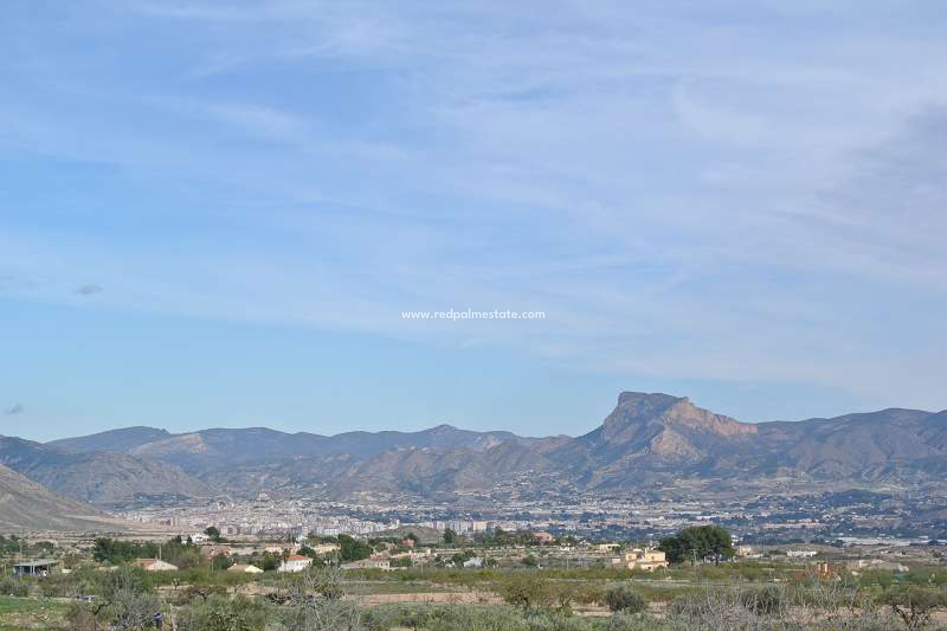 Videresalg - Finca / Landeiendom -
Monóvar/Monóver - Inland