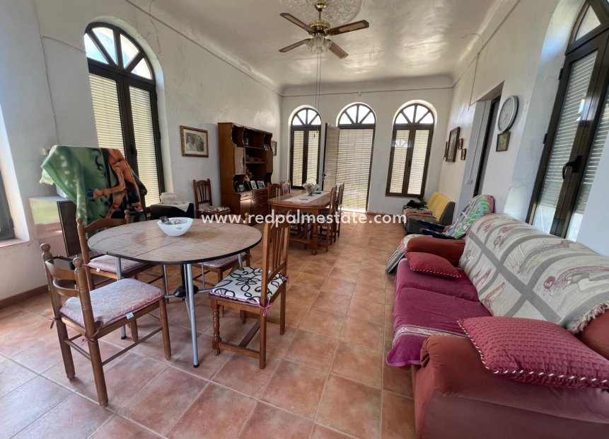 Videresalg - Finca / Landeiendom -
Monóvar/Monóver - Inland