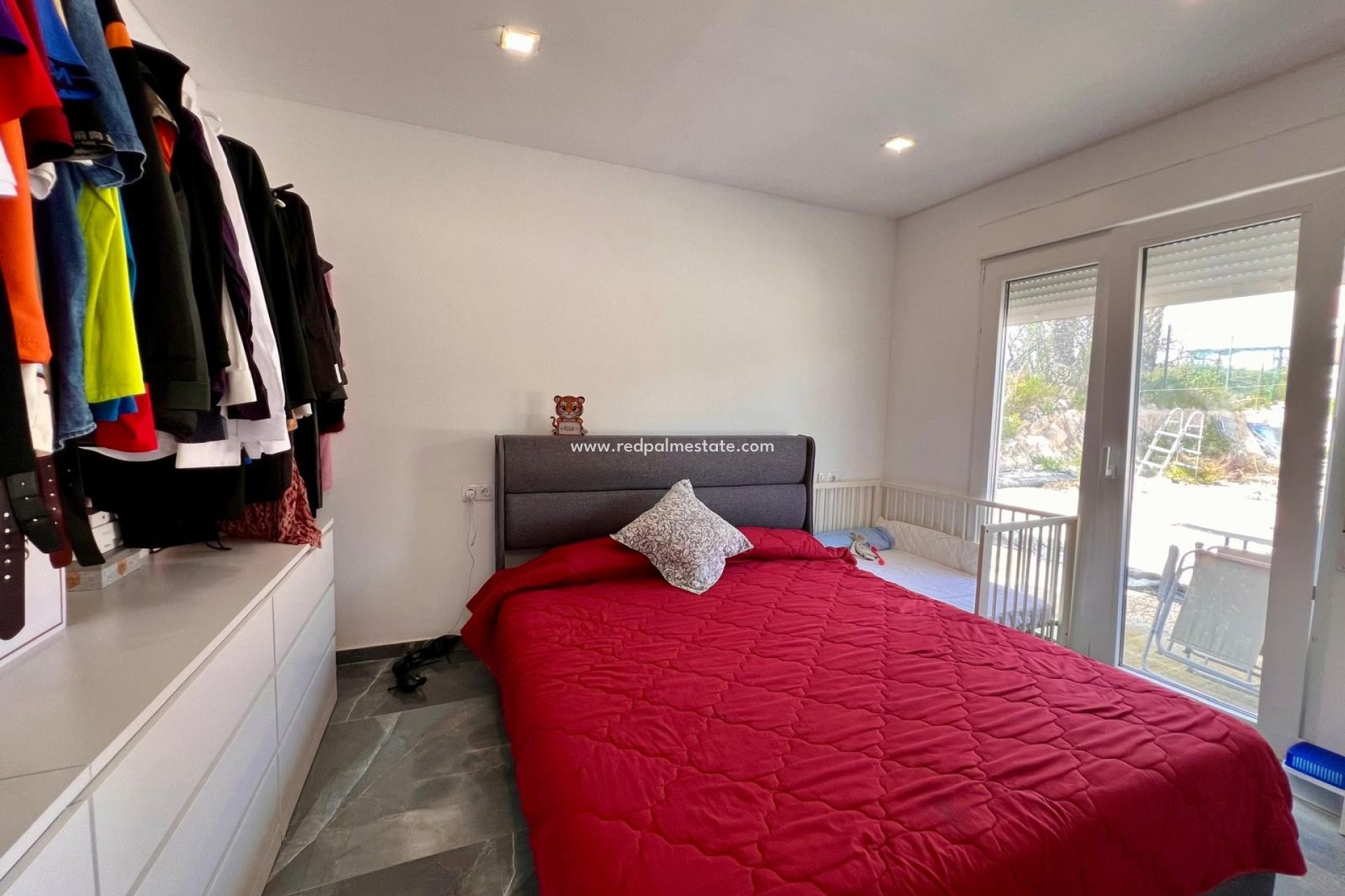 Videresalg - Finca / Landeiendom -
Monóvar/Monóver - Inland