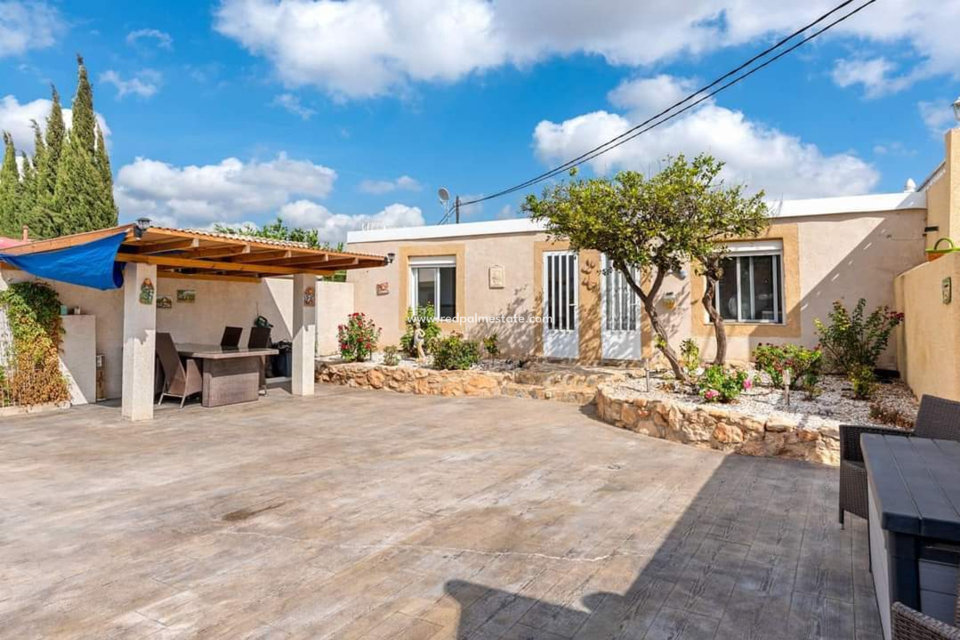 Videresalg - Finca / Landeiendom -
Montesinos - Costa Blanca