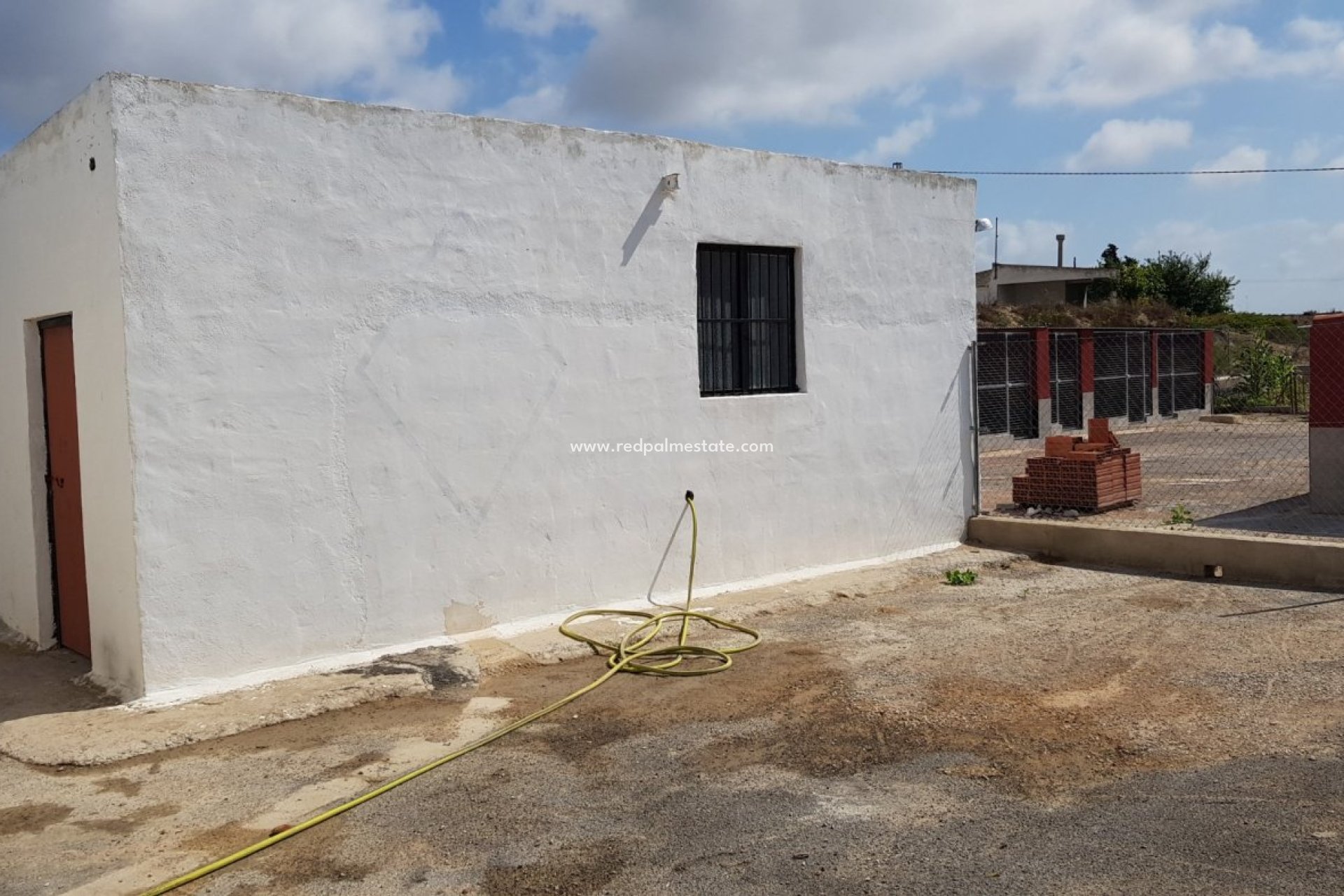 Videresalg - Finca / Landeiendom -
Montesinos - Los Montesinos