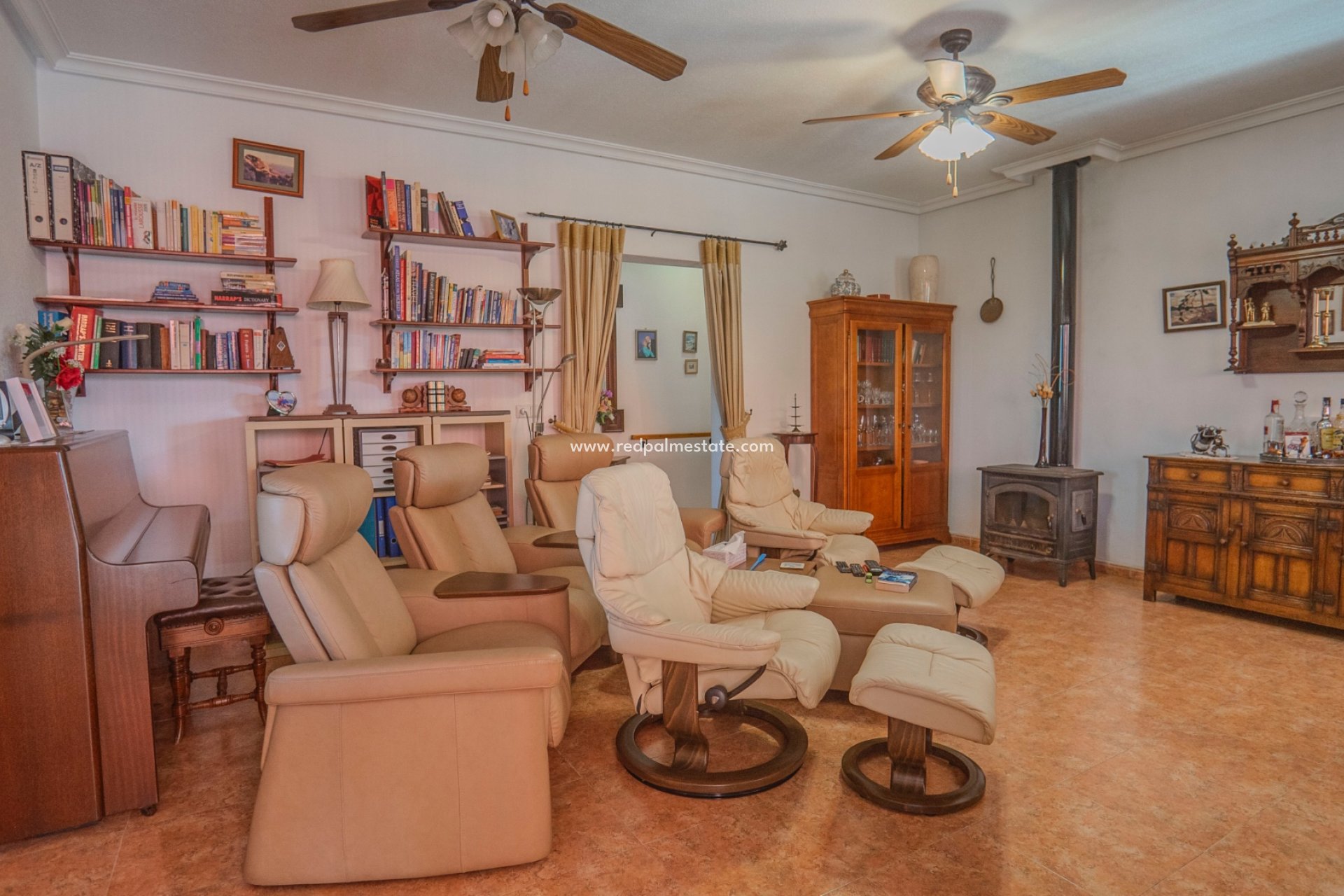 Videresalg - Finca / Landeiendom -
Orihuela Costa - Orihuela