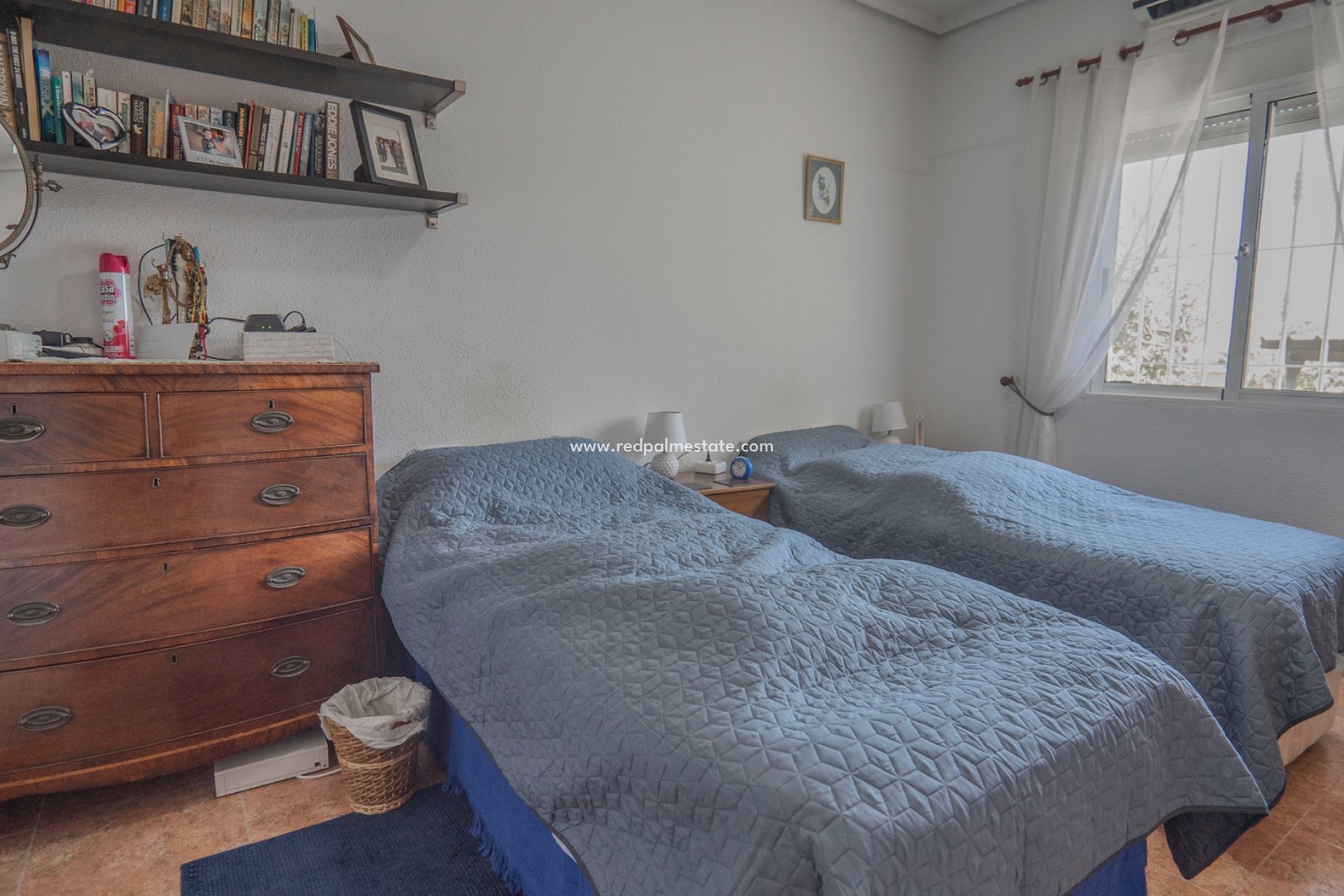 Videresalg - Finca / Landeiendom -
Orihuela Costa - Orihuela